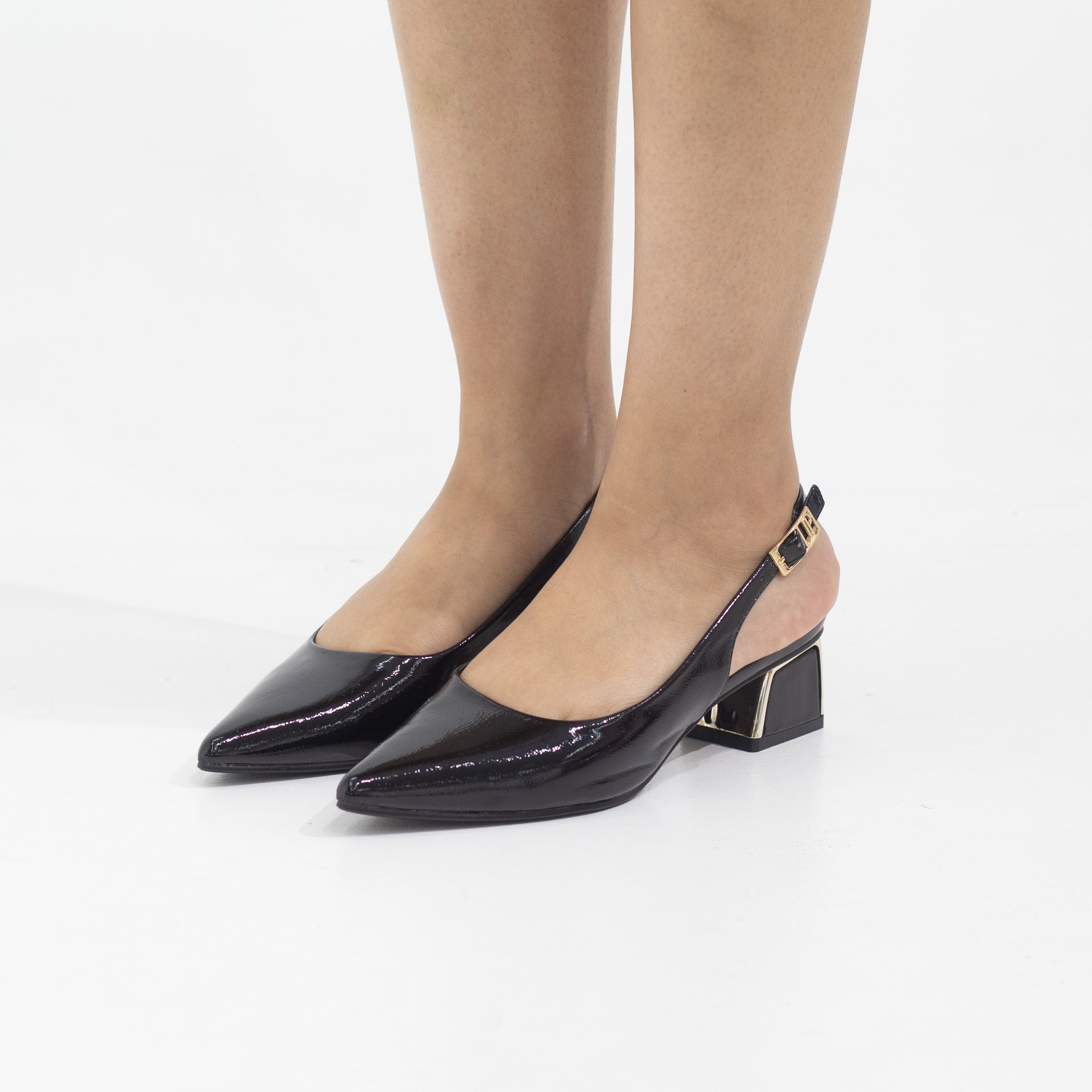 Gabrina 4cm heel pu closed toe sling court black