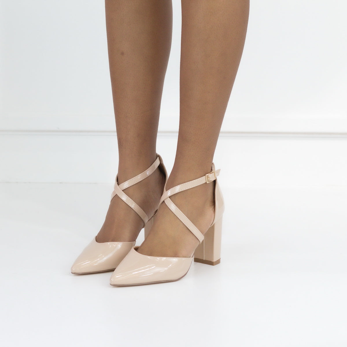 Hiba cross-belts open waist PATENT 8.5cm block heel