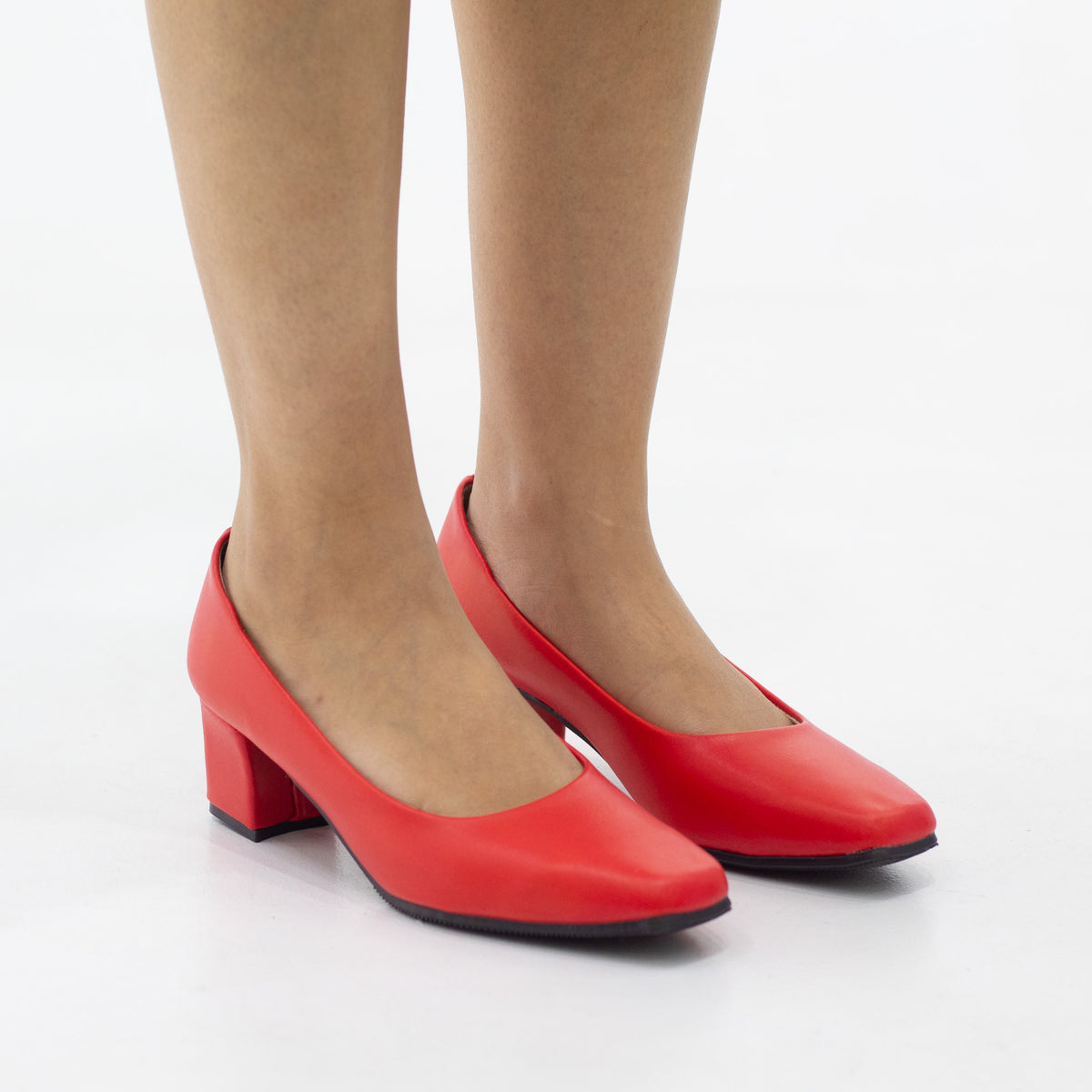 Local basic comfort 5.5cm heel court shoe ideal for school & work