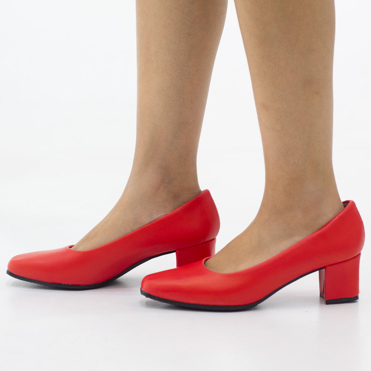 Local basic comfort 5.5cm heel court shoe ideal for school & work