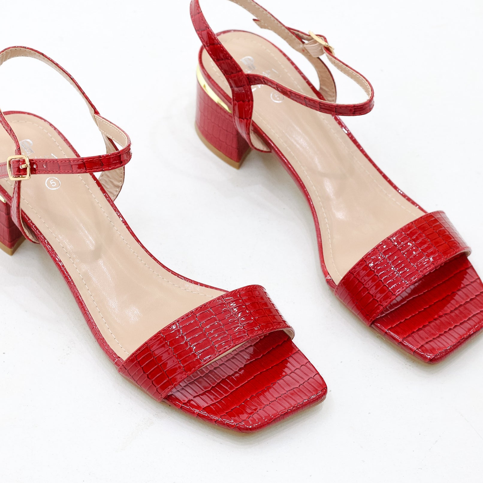 Brisa block 4.5cm heel one band sandal croco material