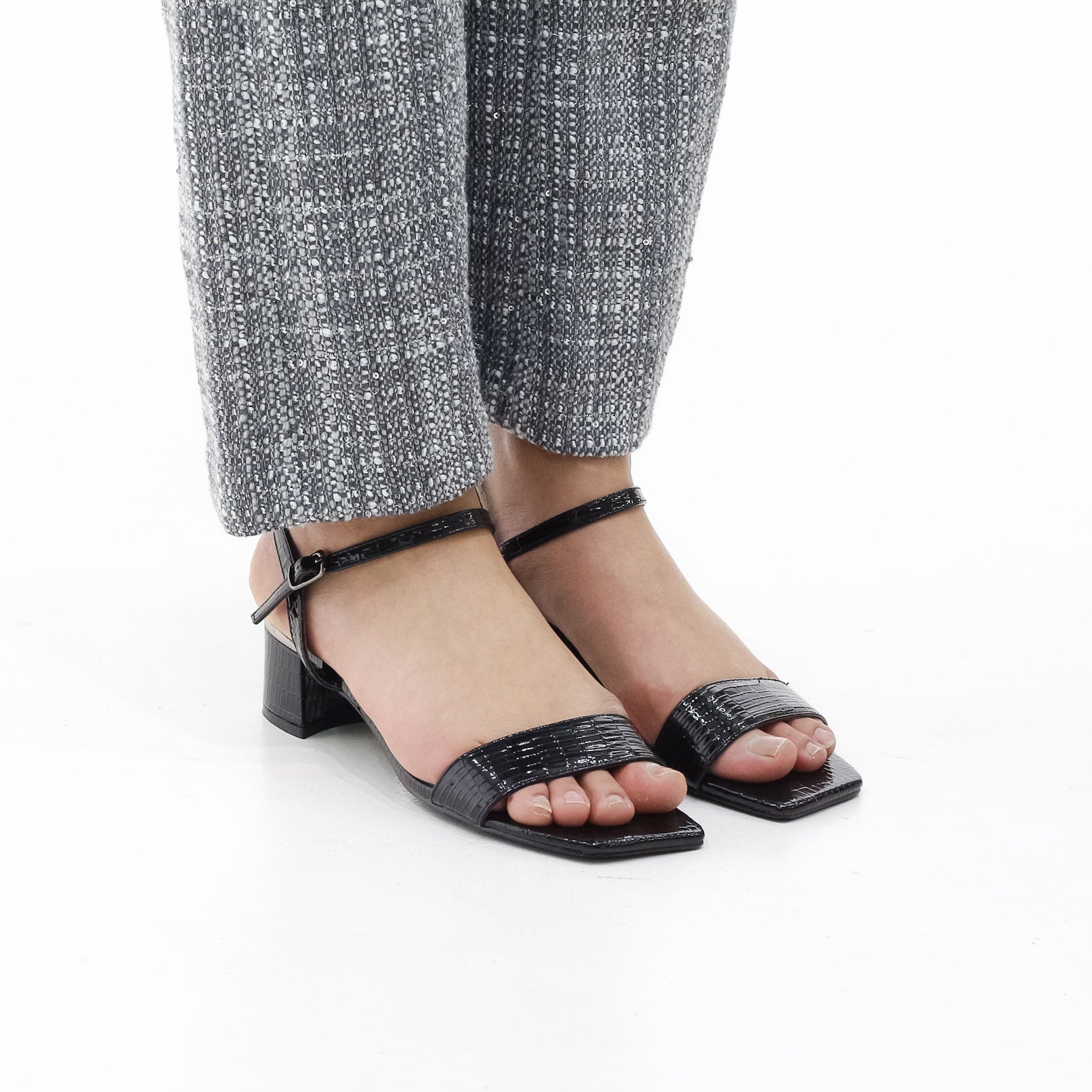 Brisa block 4.5cm heel one band sandal croco material