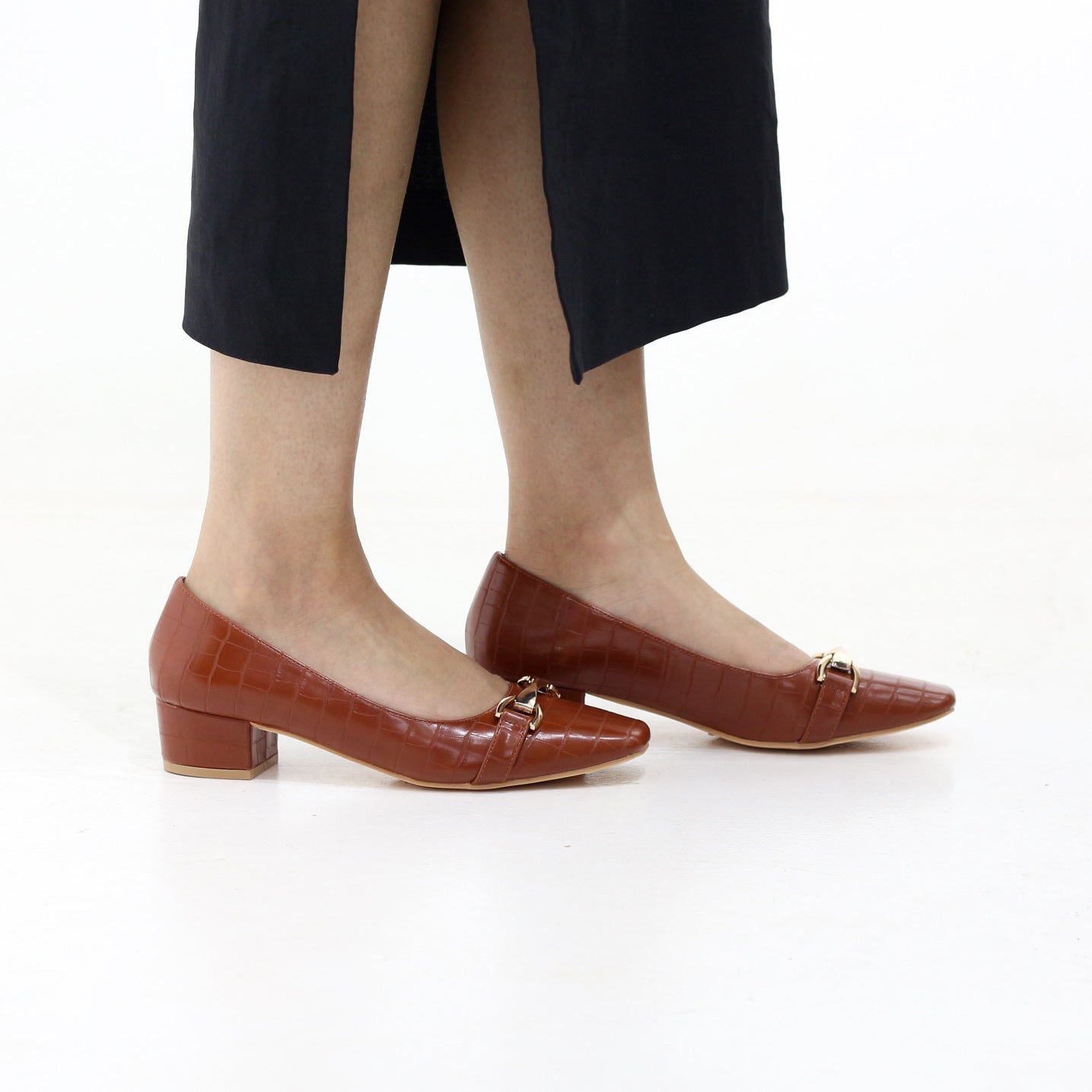 Pradina low block 4cm heel with gold trim