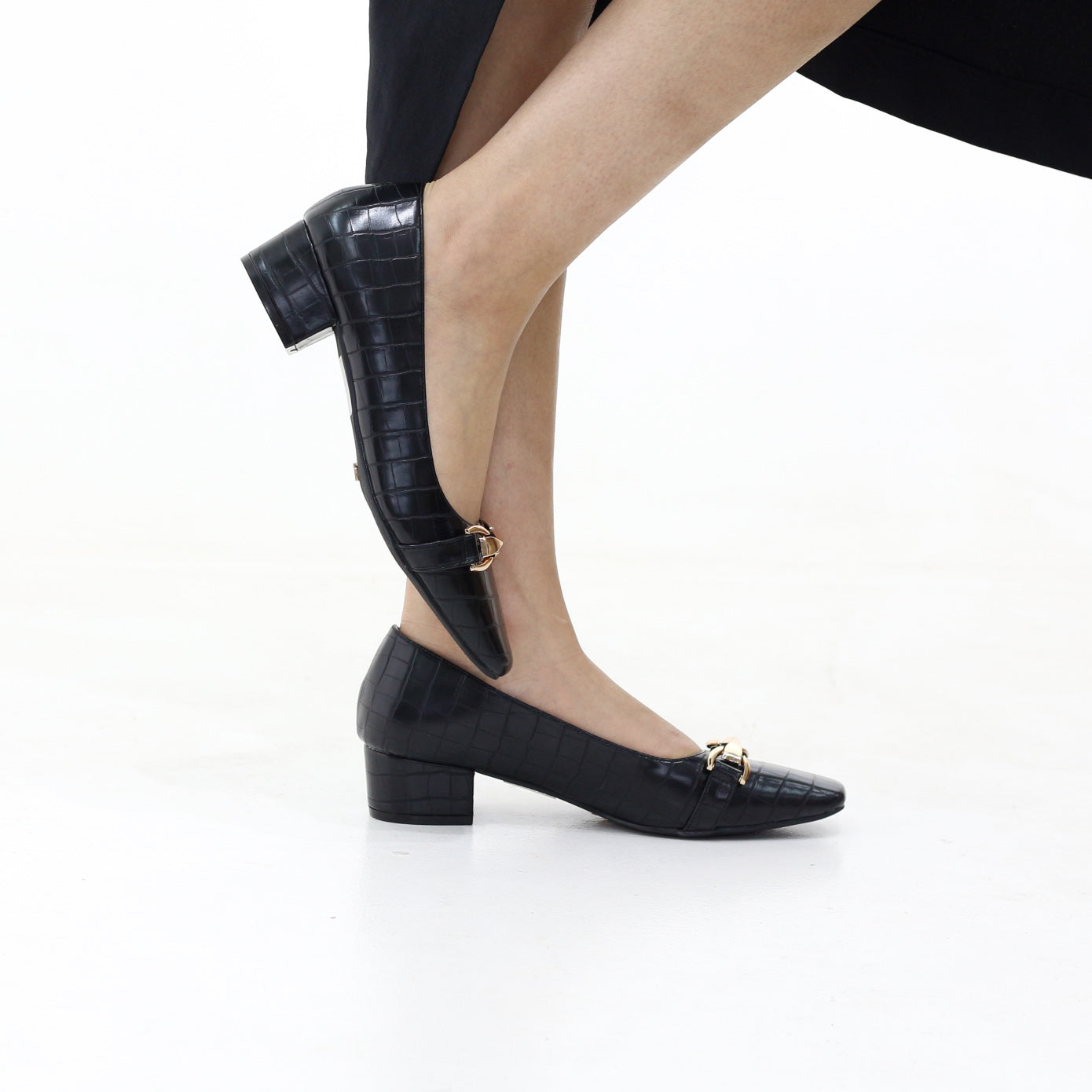 Pradina low block 4cm heel with gold trim