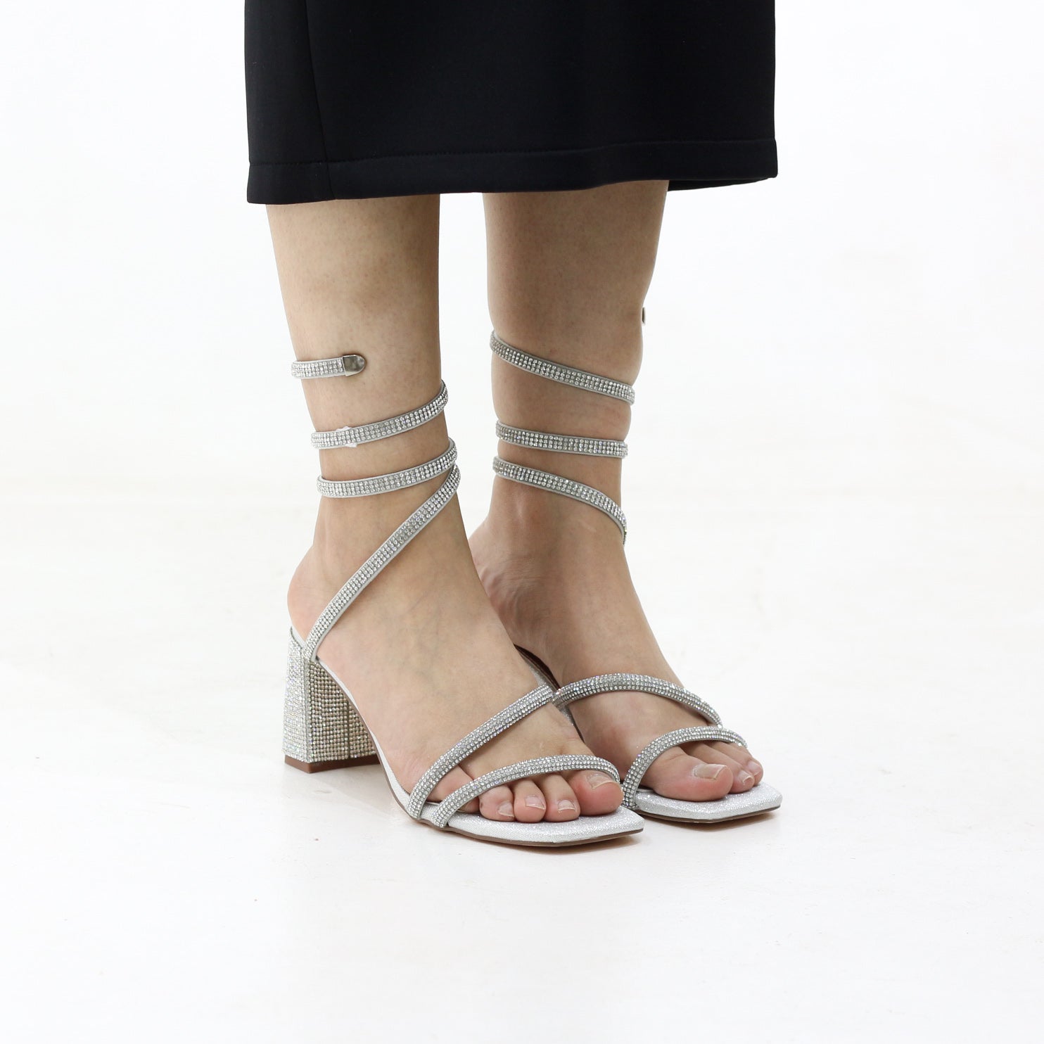 Stachio block 7.5cm heel with spiral spiral wrap-around