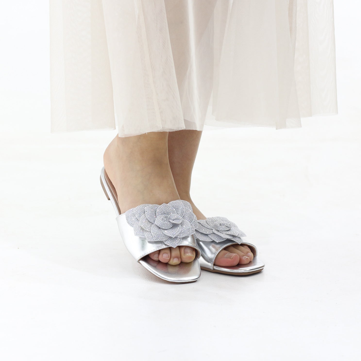 Glace Floral embellished slip-on flat sandals