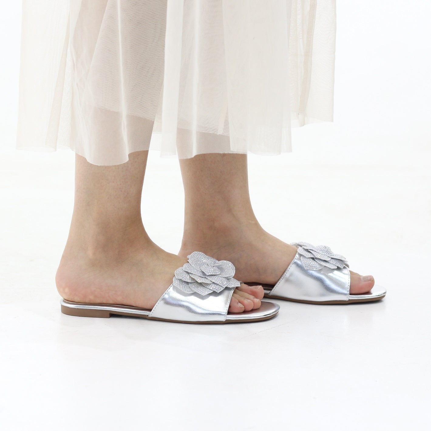 Glace Floral embellished slip-on flat sandals