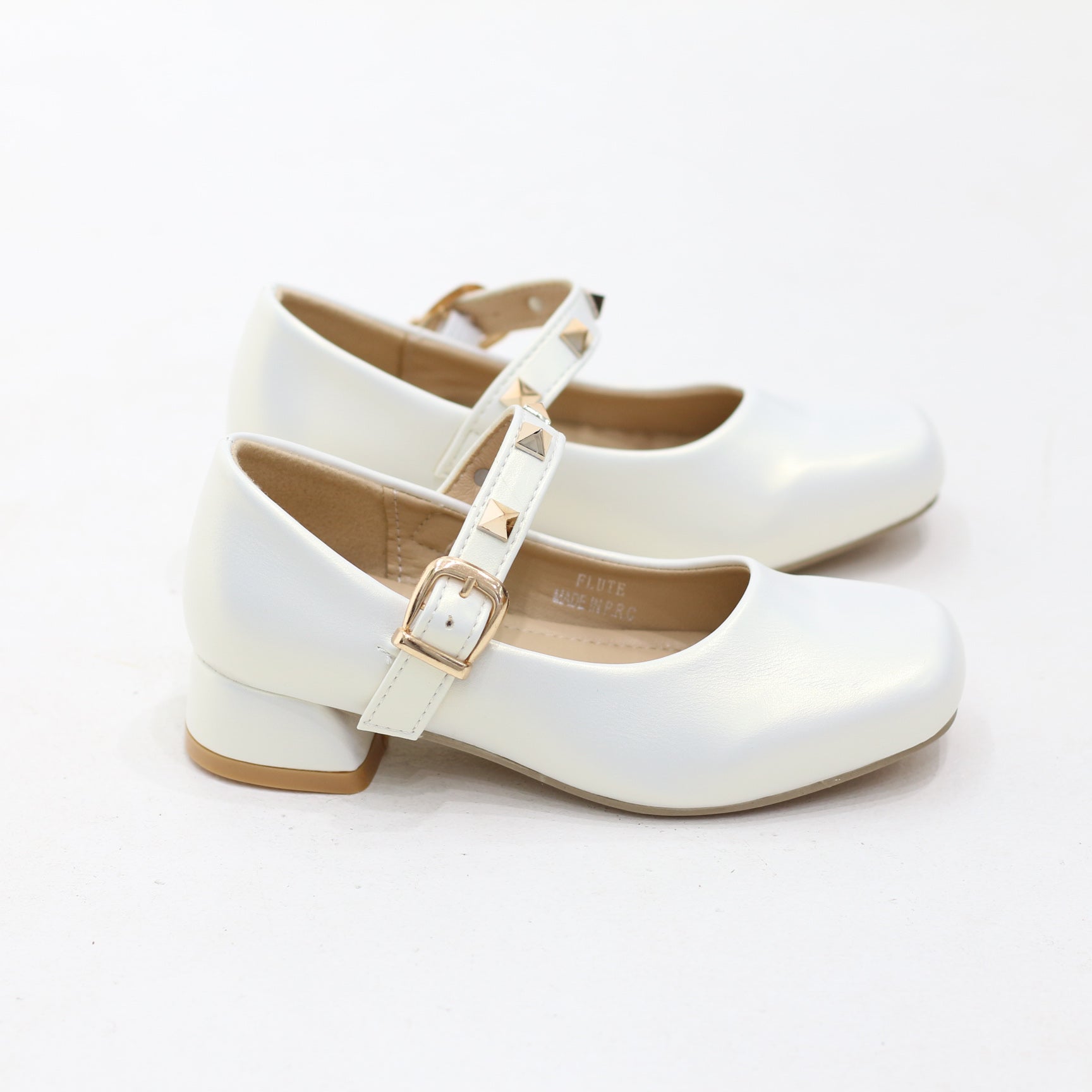 Flute glossy studded girls pumps with princess charm