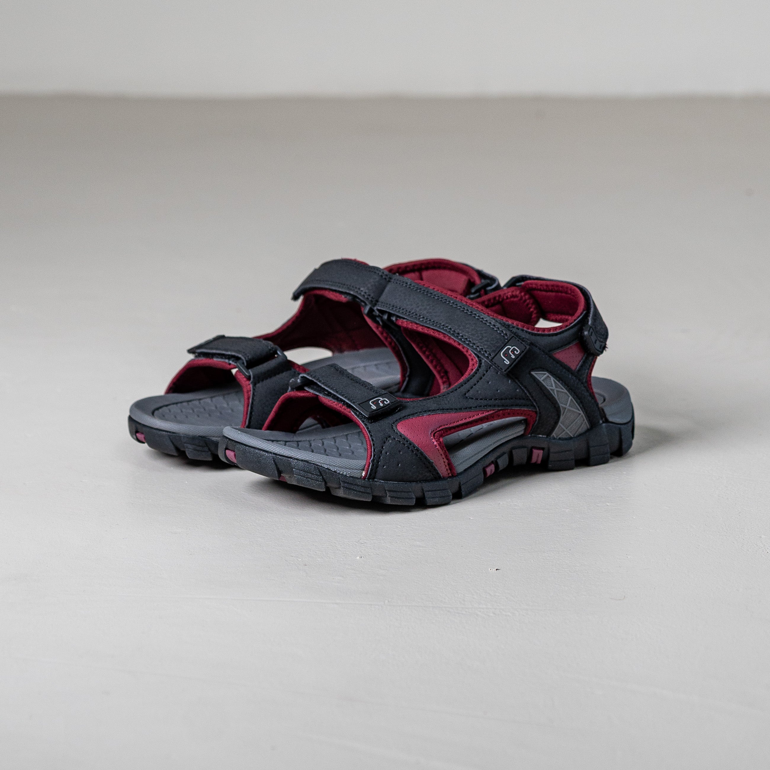 M.Lucky Jack N Jones strappy unisex sandals