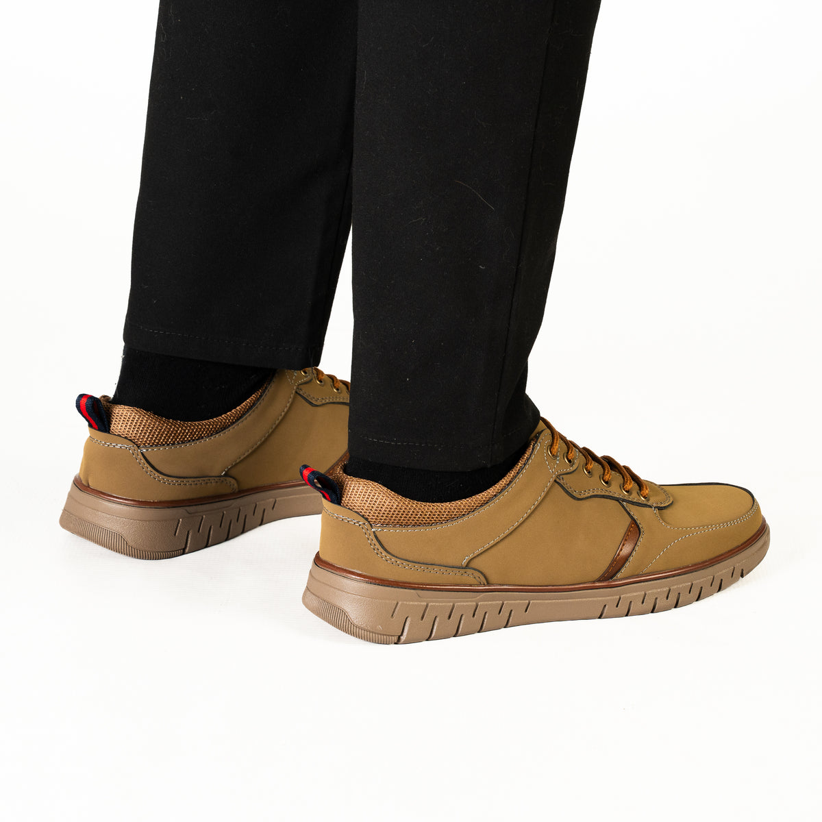 Fay men's casual lace-up sneaker with moc-toe stitching and durable sole