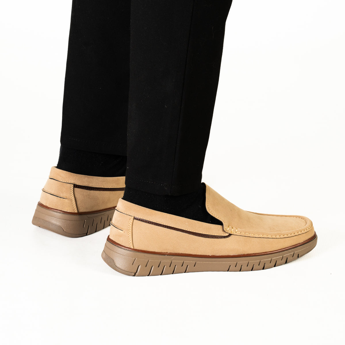 Chris men's slip-on loafers with stitched detailing