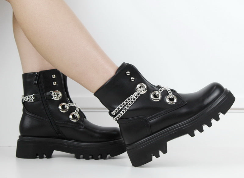 Fabiola chunky chain laces ankle boot black
