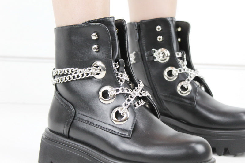 Fabiola chunky chain laces ankle boot black