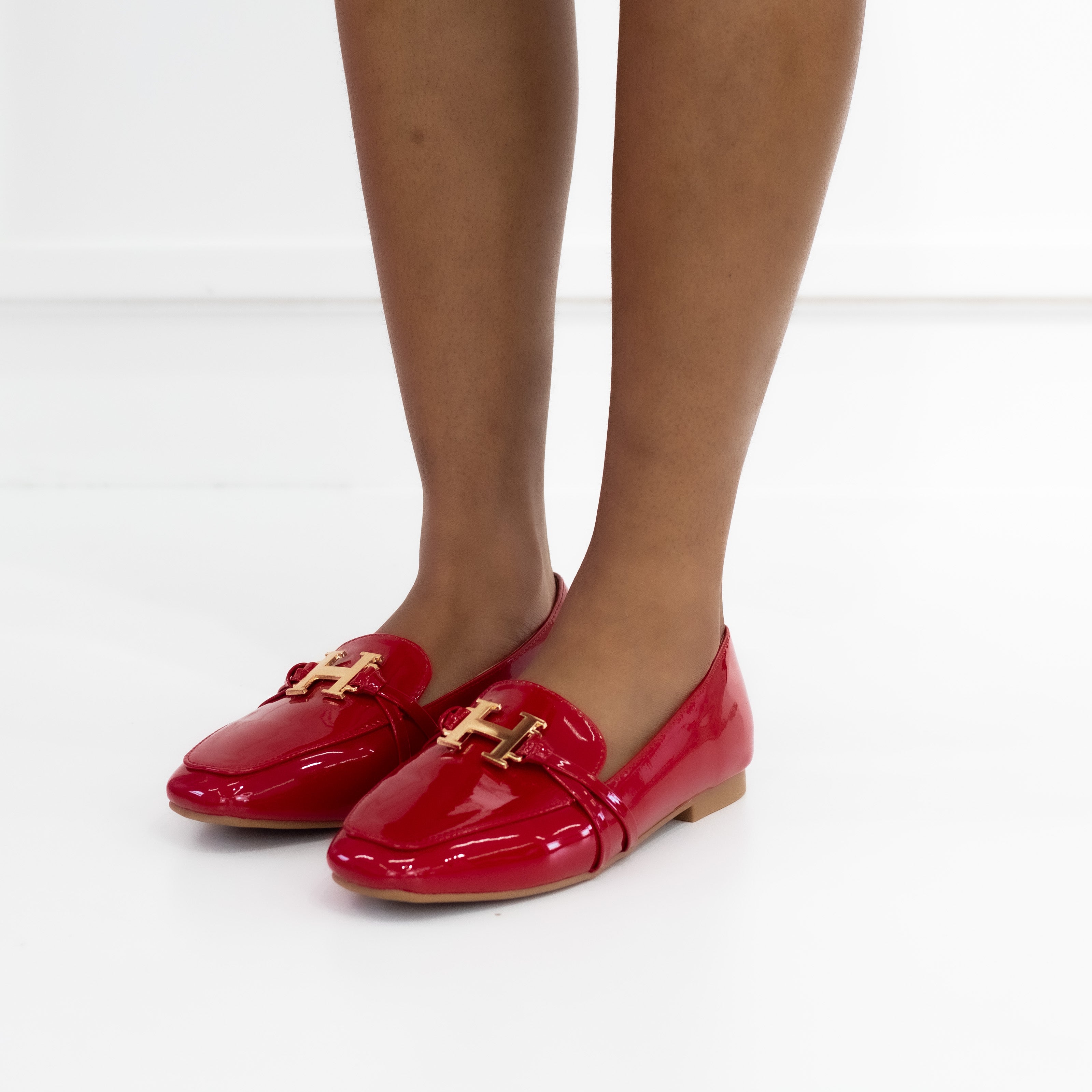 Icey 1.3cm flat heel moc with gold H trim pu red