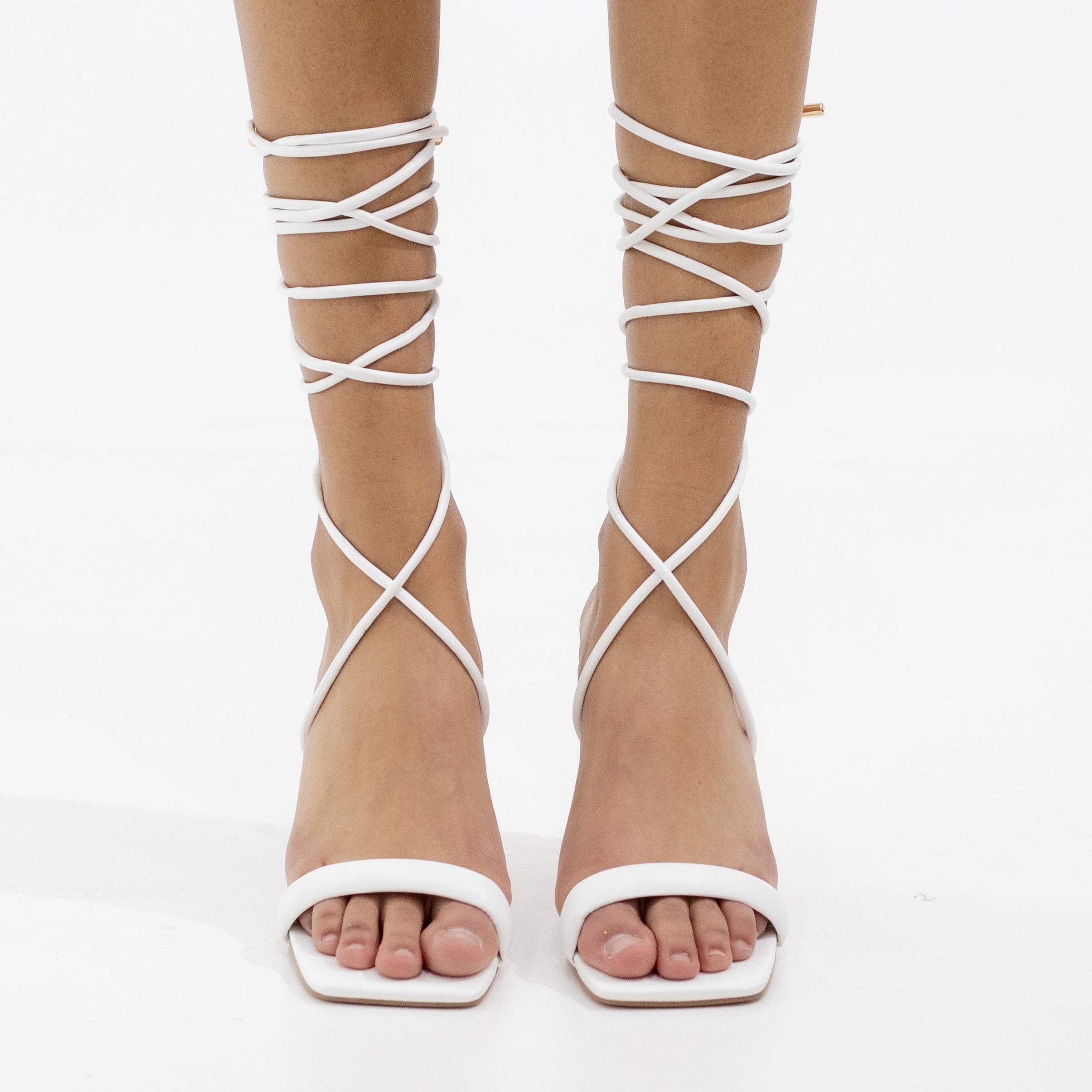 Fern tie up one band medium 8.5cm heel white