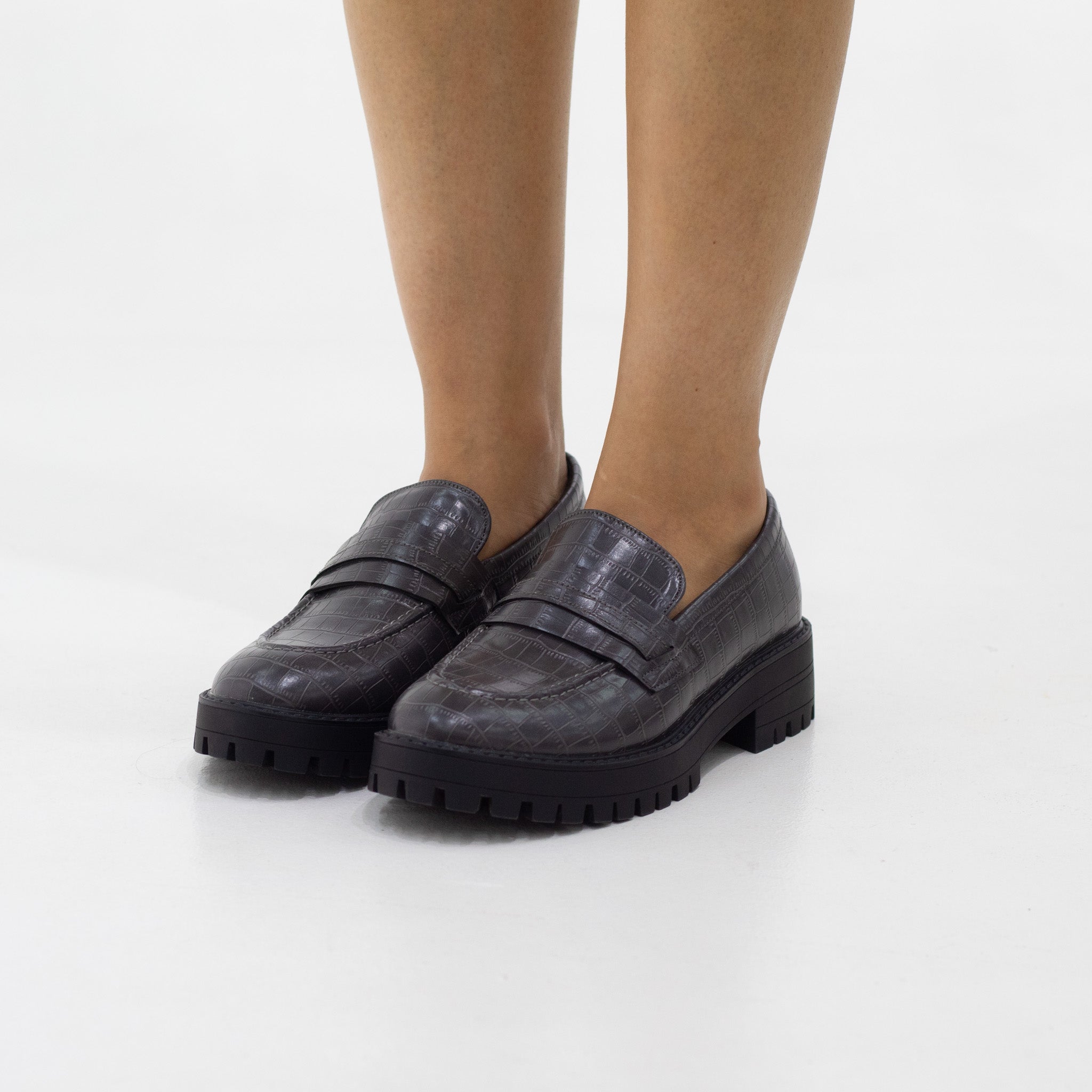 Dofa faux croc embellished leather loafers