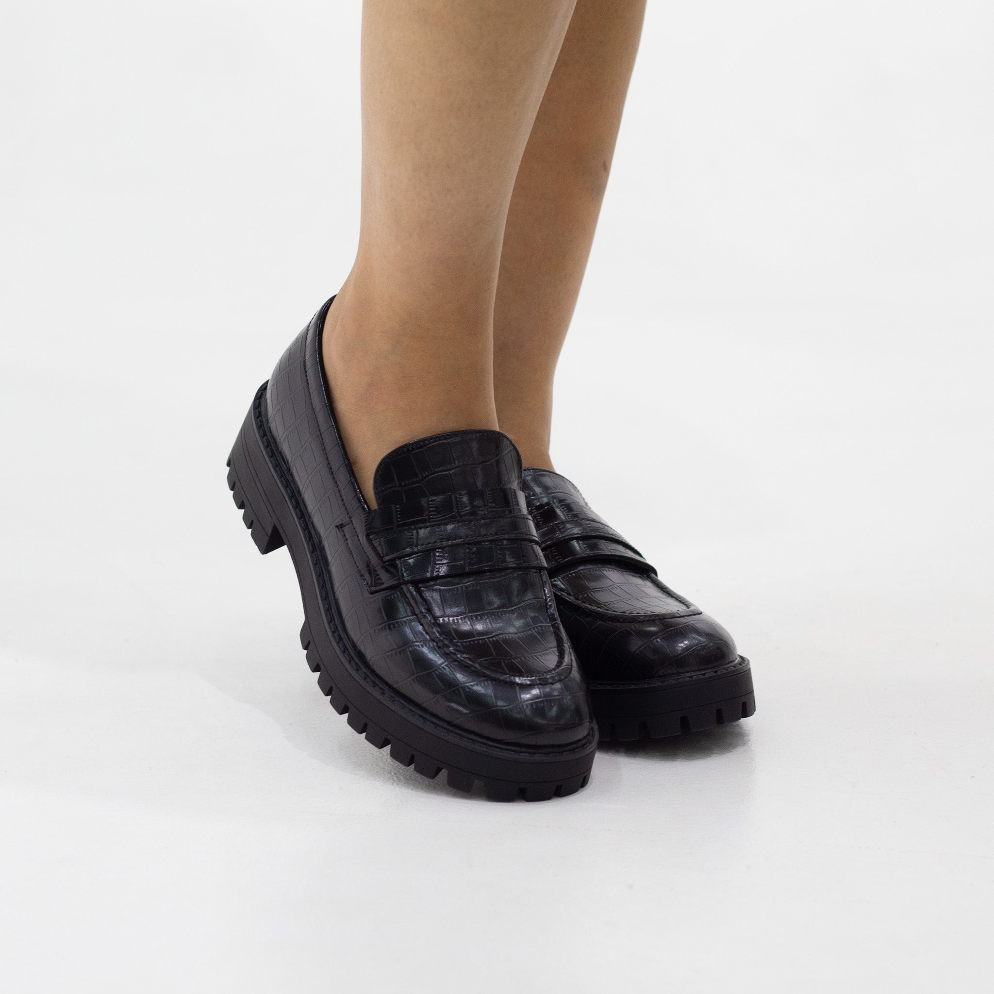 Dofa faux croc embellished leather loafers