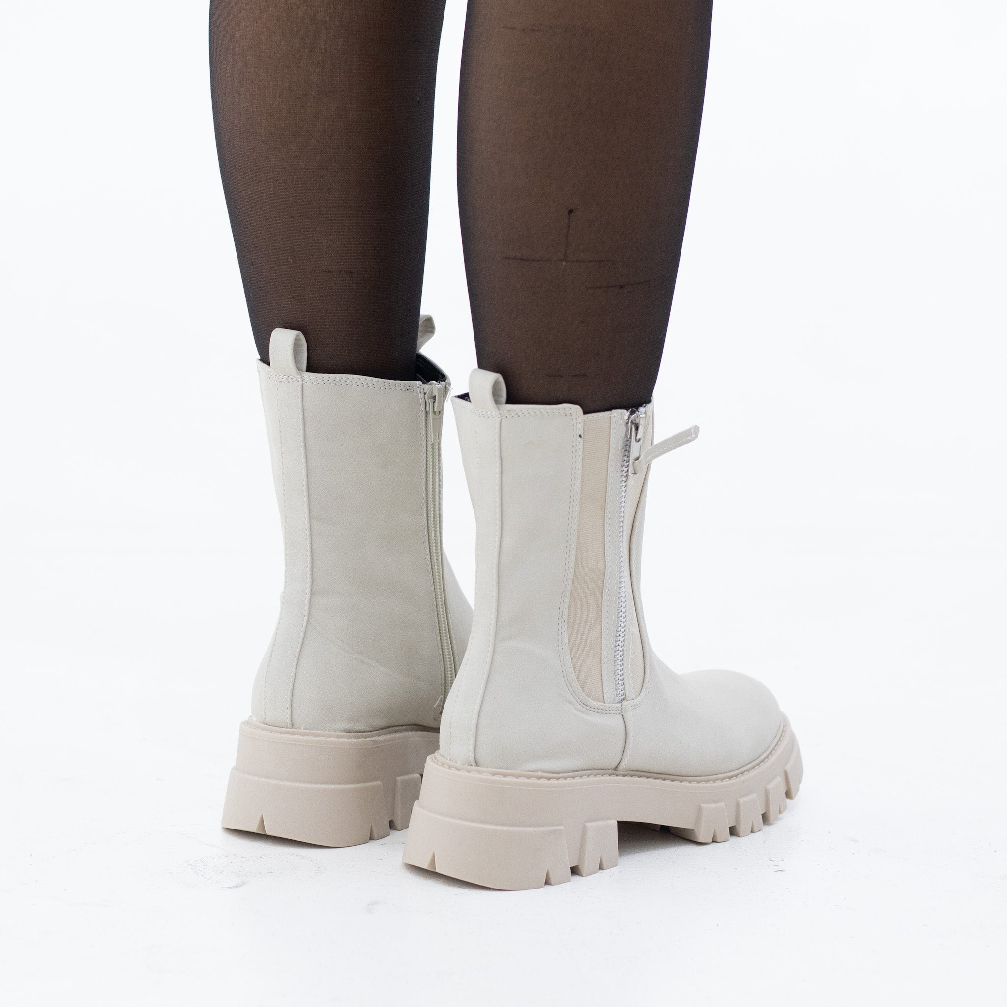 Leo chunky ankle boot city walk chelsea boot beige