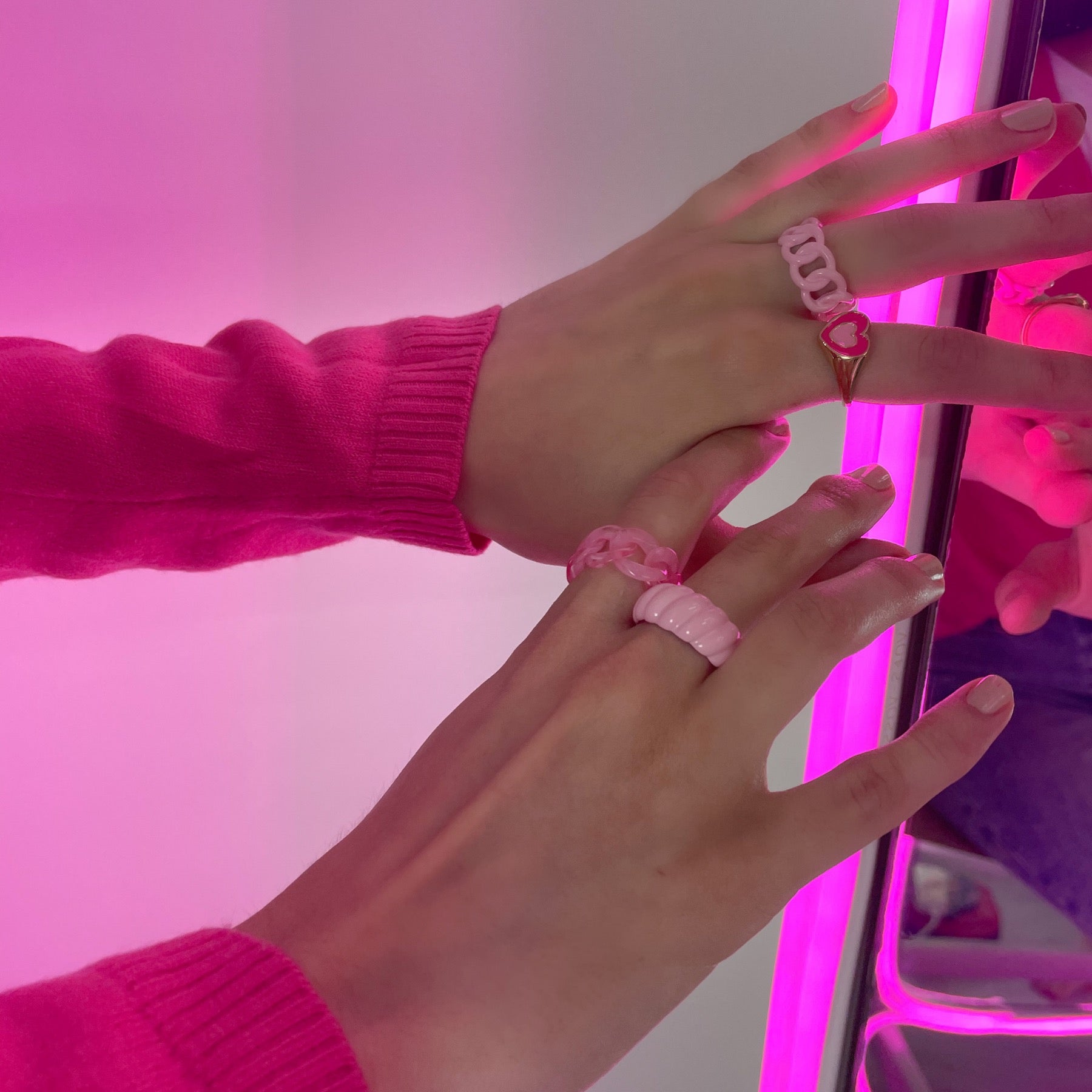 Don't get it twisted ring