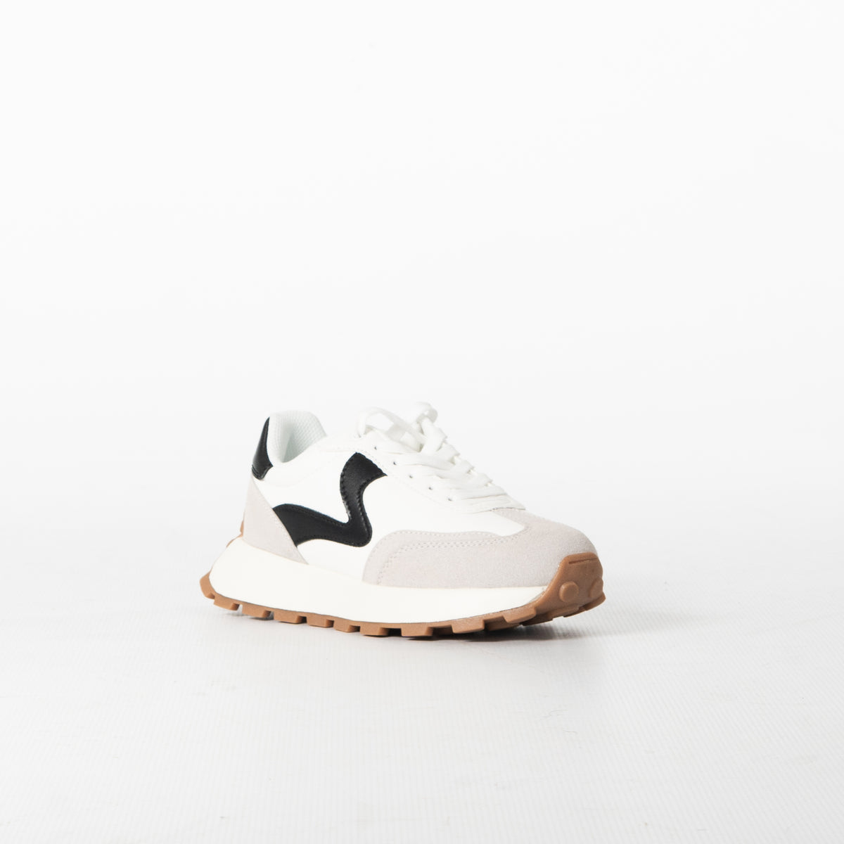 Paige women's sporty contrast sneaker with chunky sole style