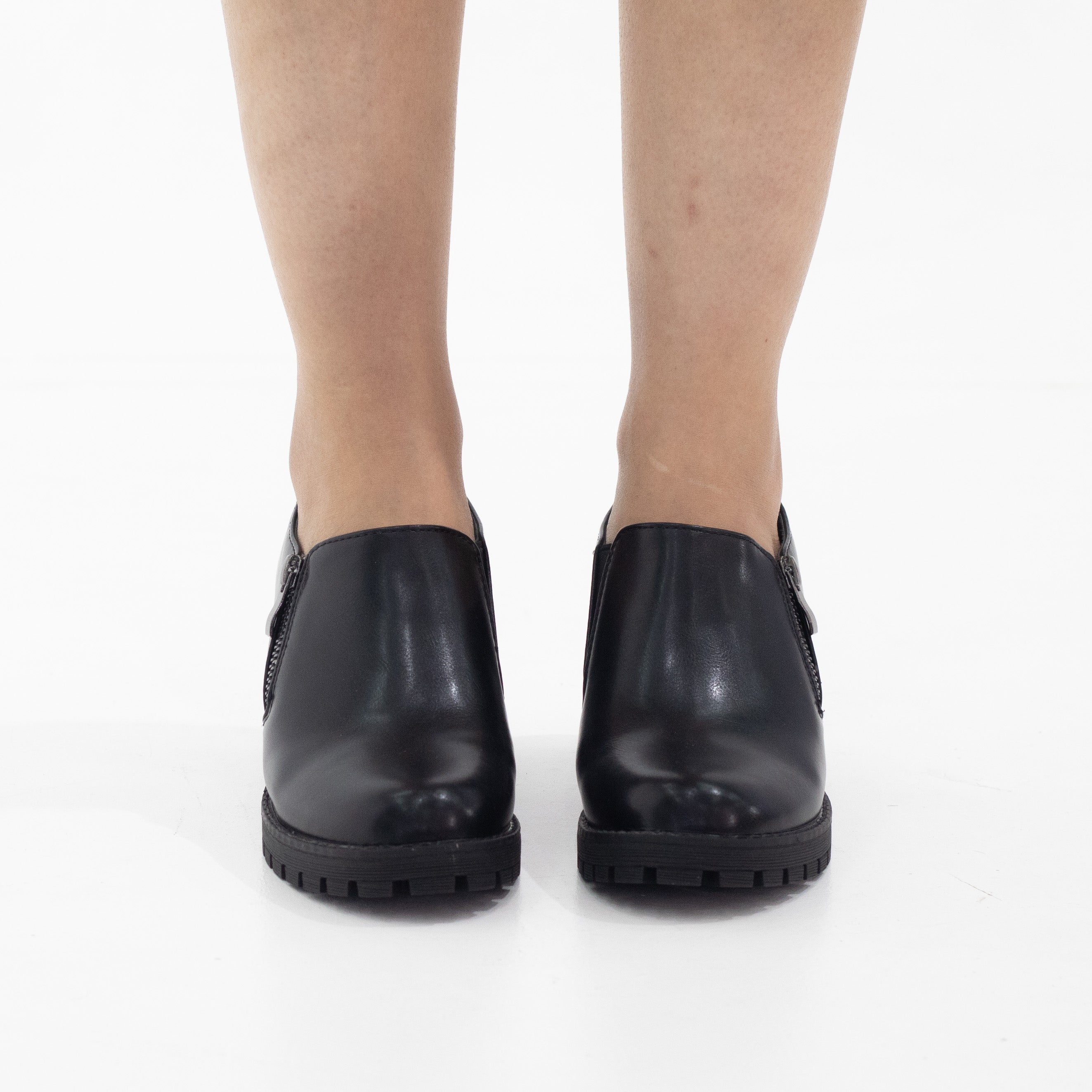 Tadeo slip on 7cm block heel brougue black