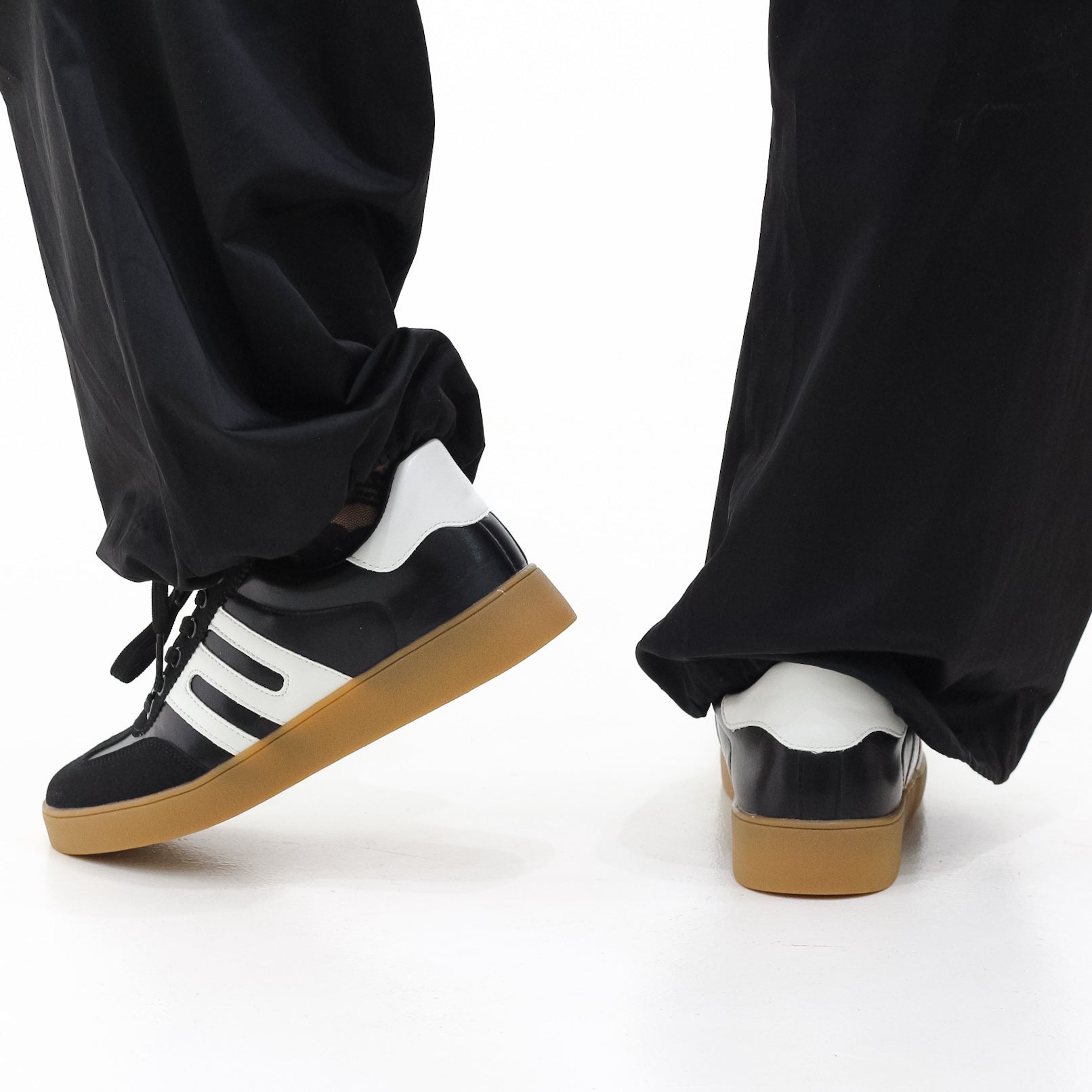 Bamba low lace-up casual sneaker