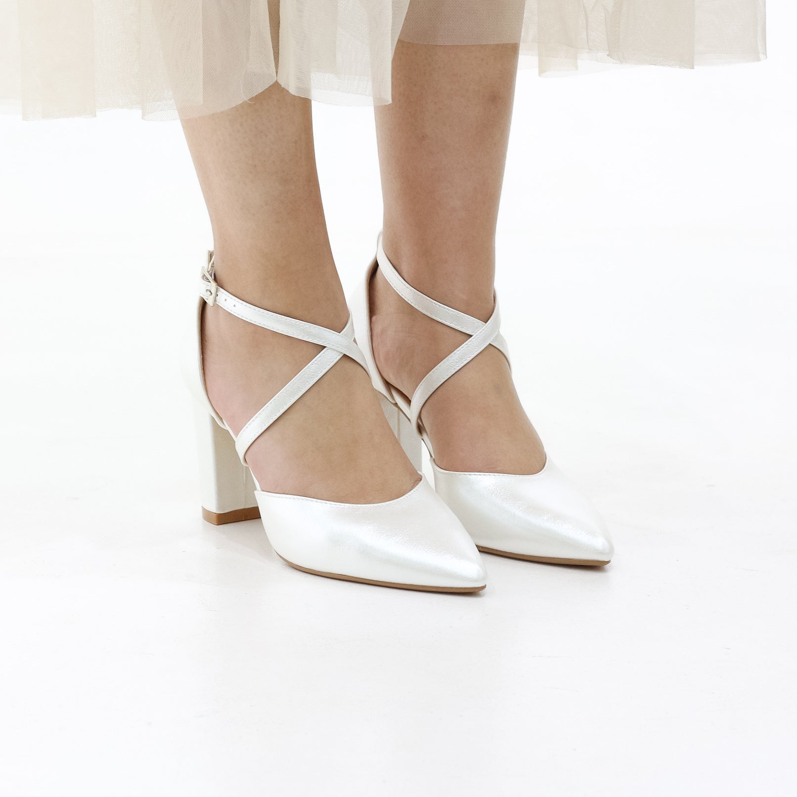 Fomo block 8.5 cm  heel open waist cross over belts