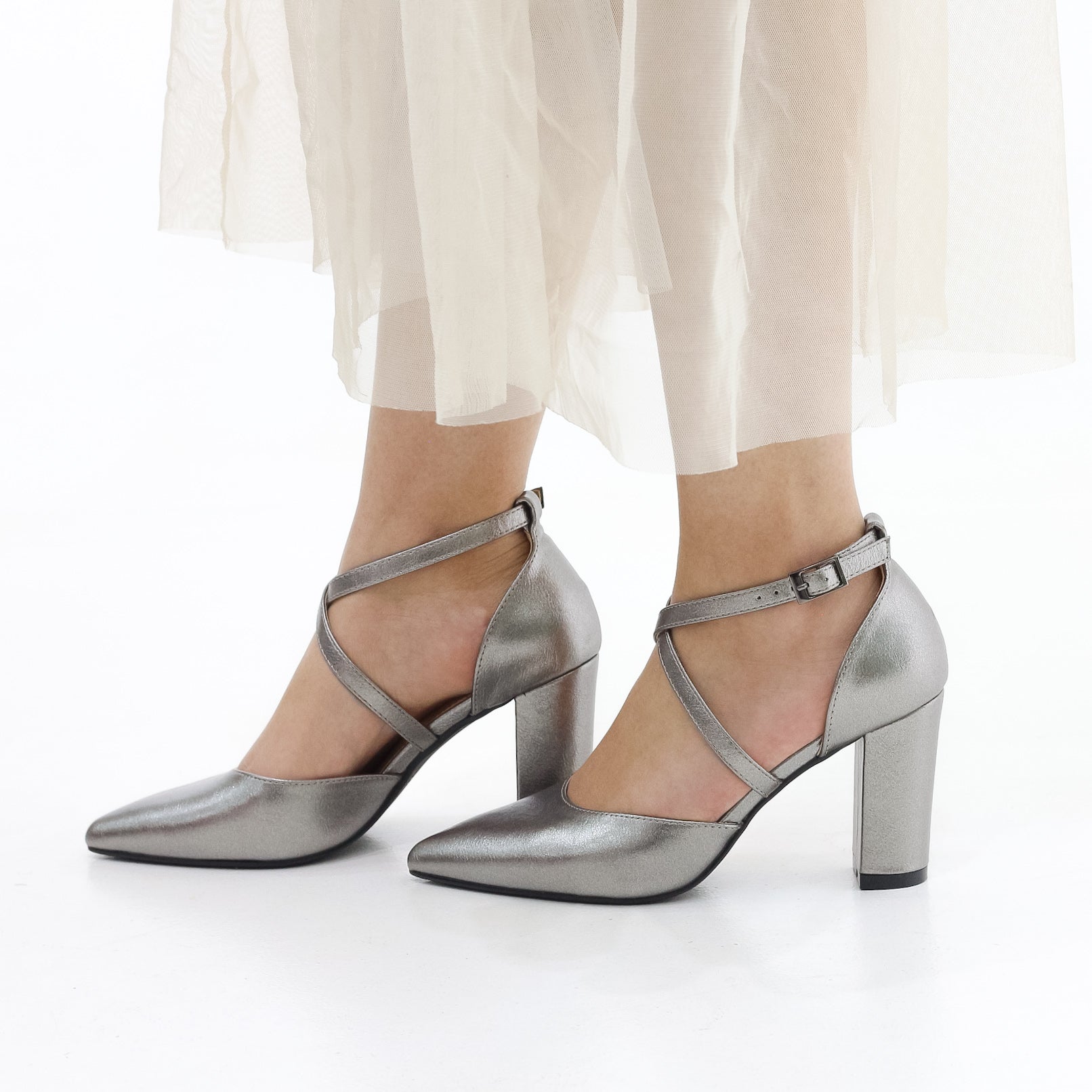 Fomo block 8.5 cm  heel open waist cross over belts