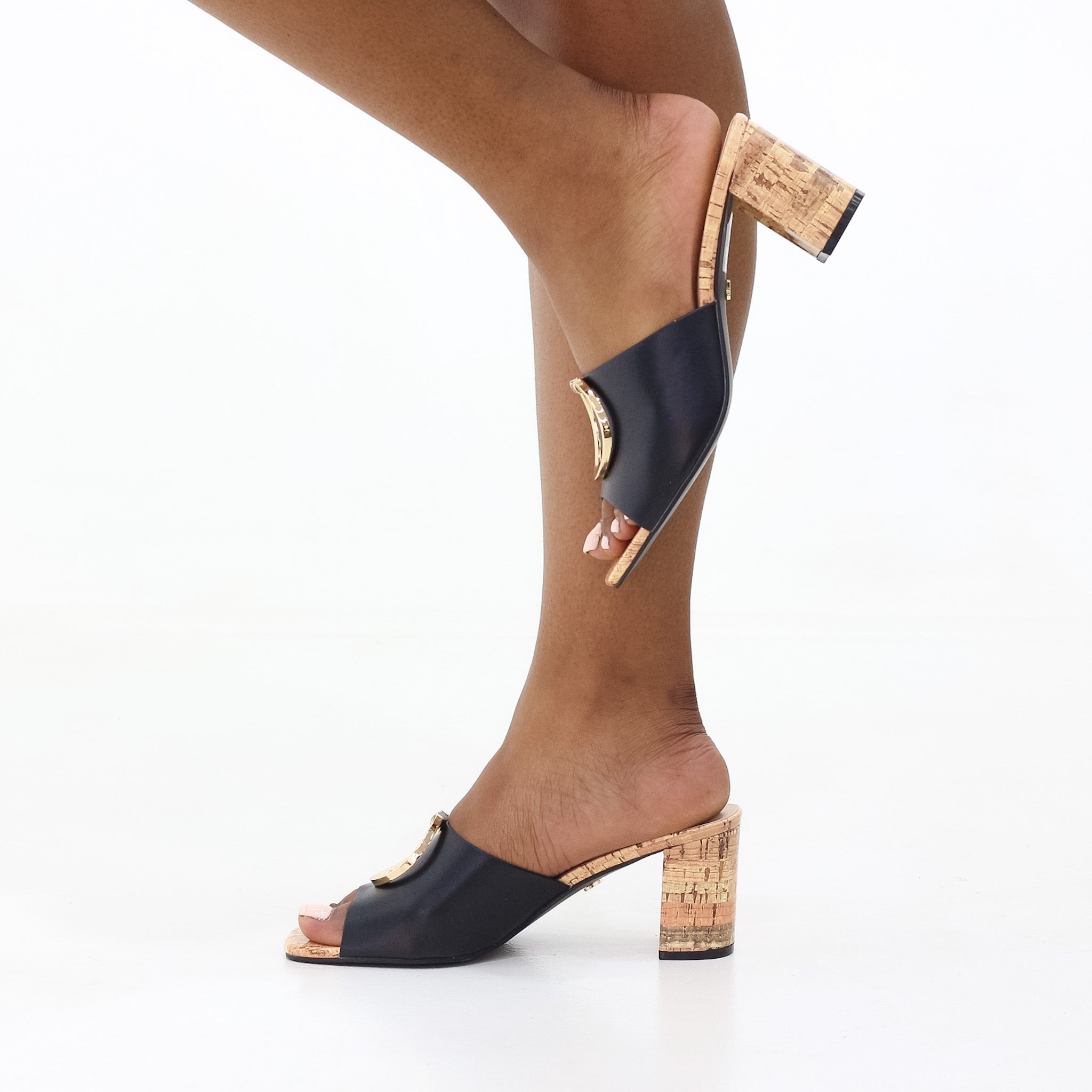 Salt block 6.5 cm heel slide with circle trim