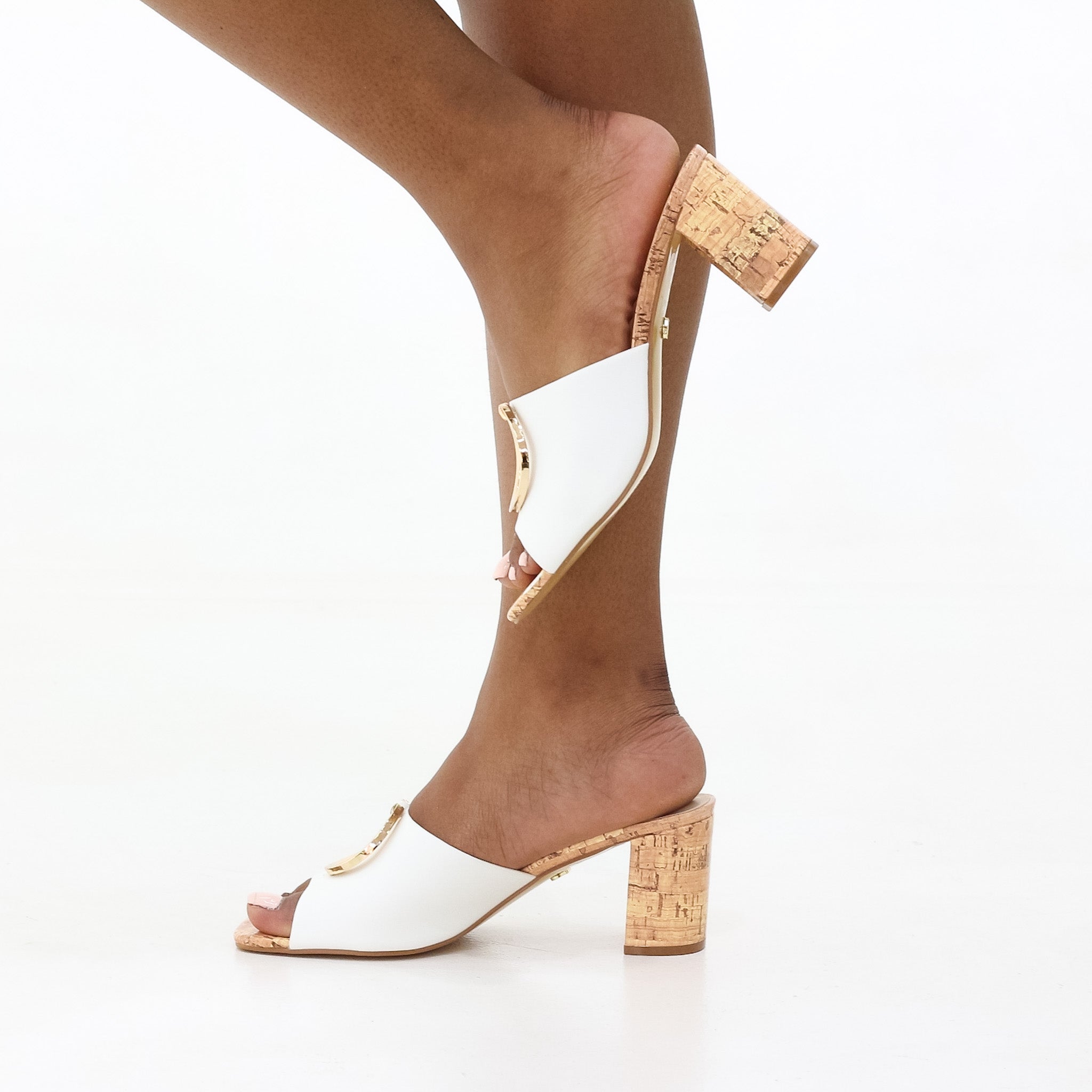 Salt block 6.5 cm heel slide with circle trim