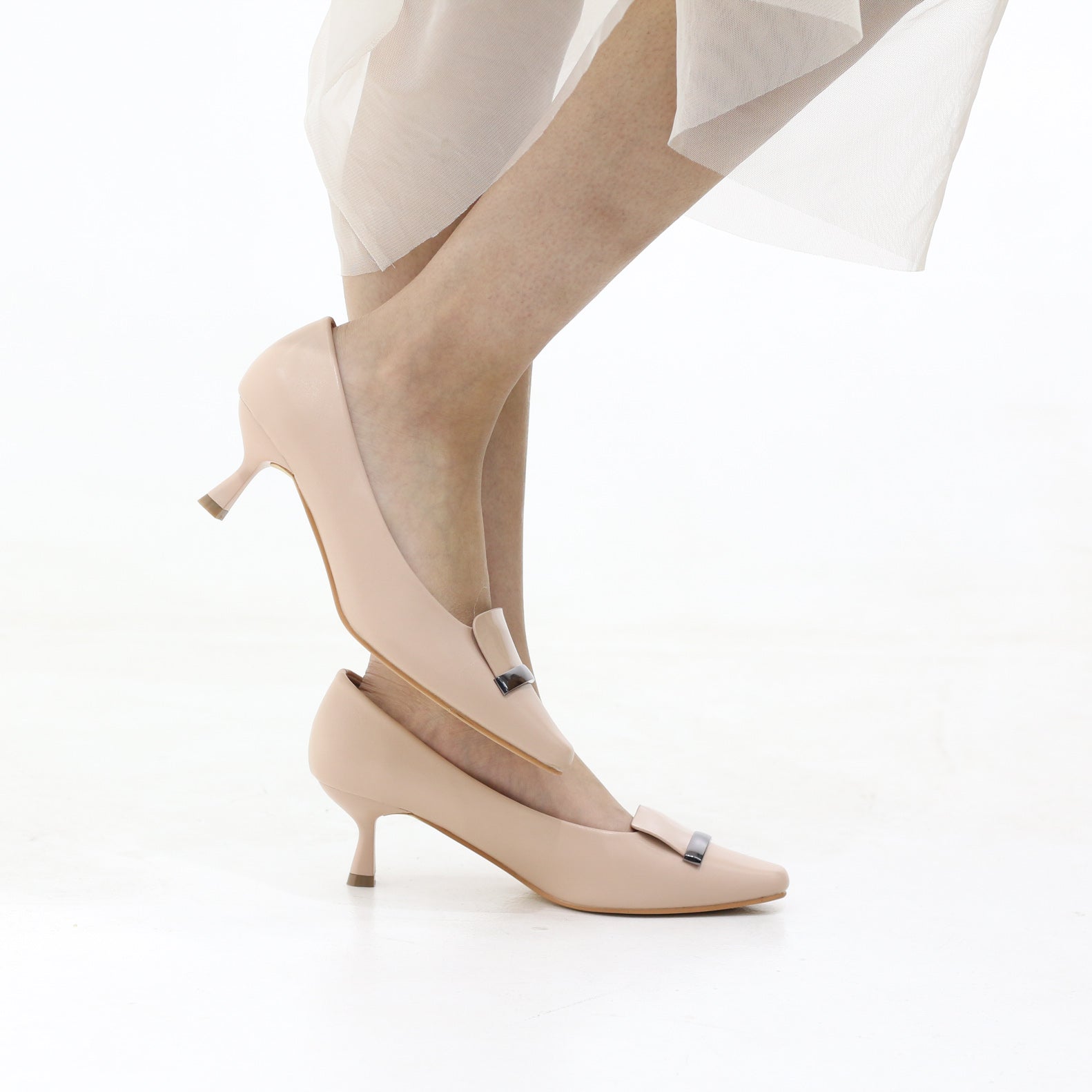 Cadenza stiletto 6cm heel with metallic trim