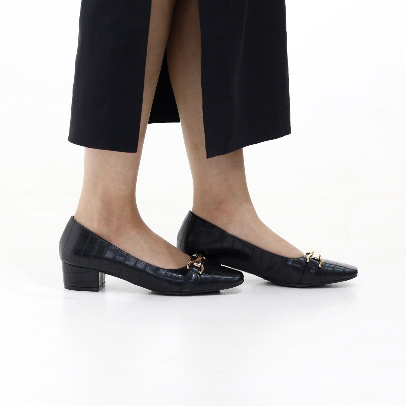 Pradina low block 4cm heel with gold trim