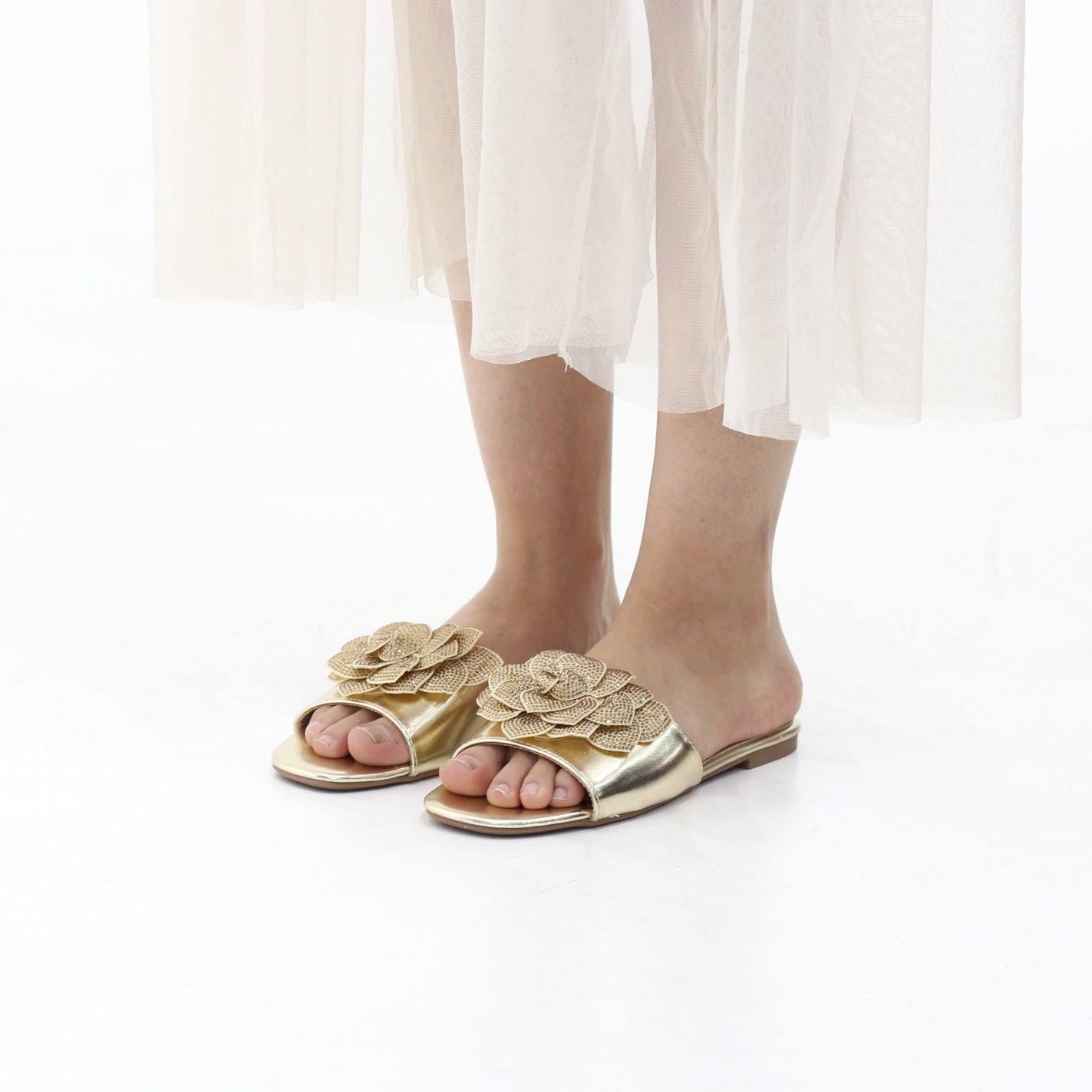 Glace Floral embellished slip-on flat sandals