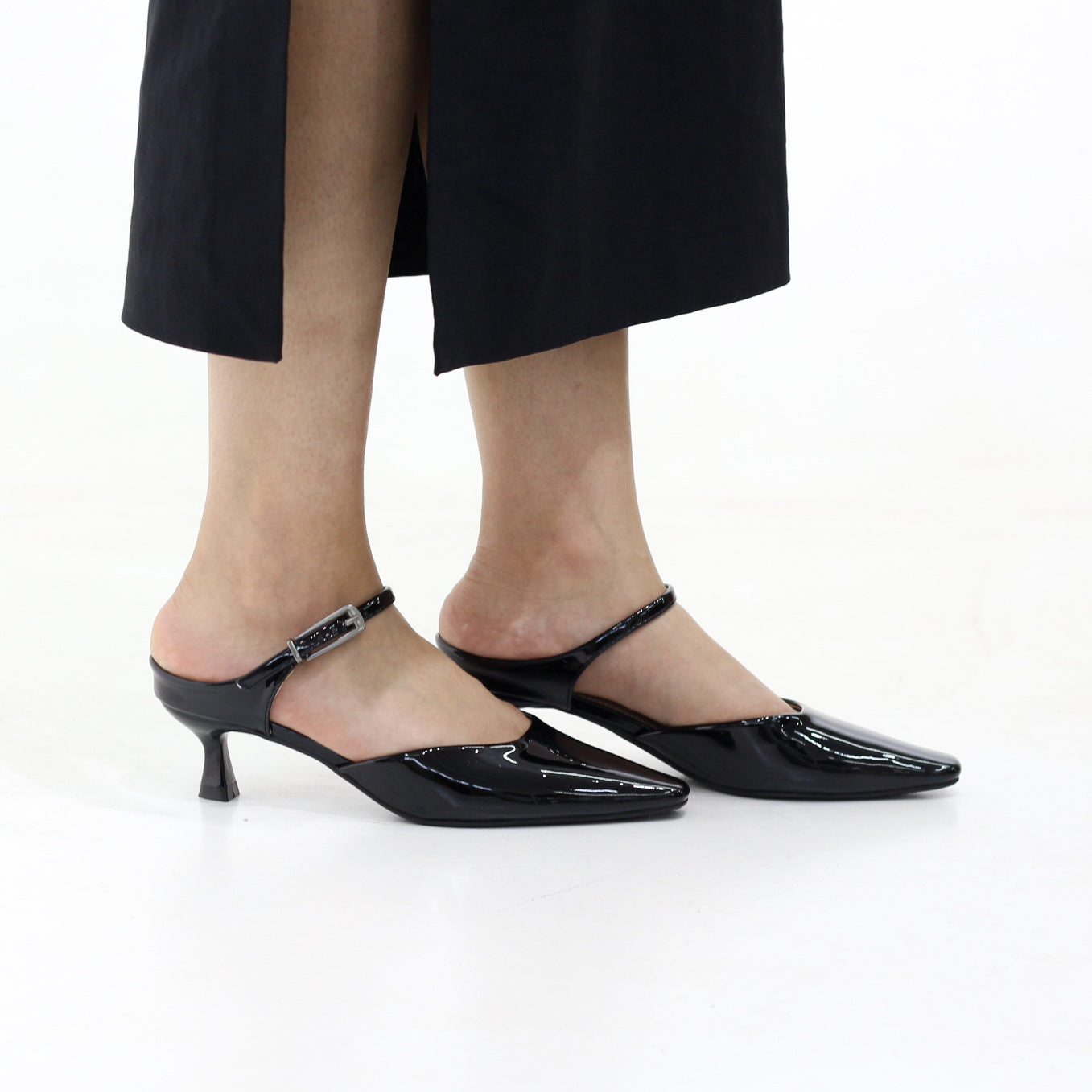 Terra Low kitten 5.5cm heel with ankle strap