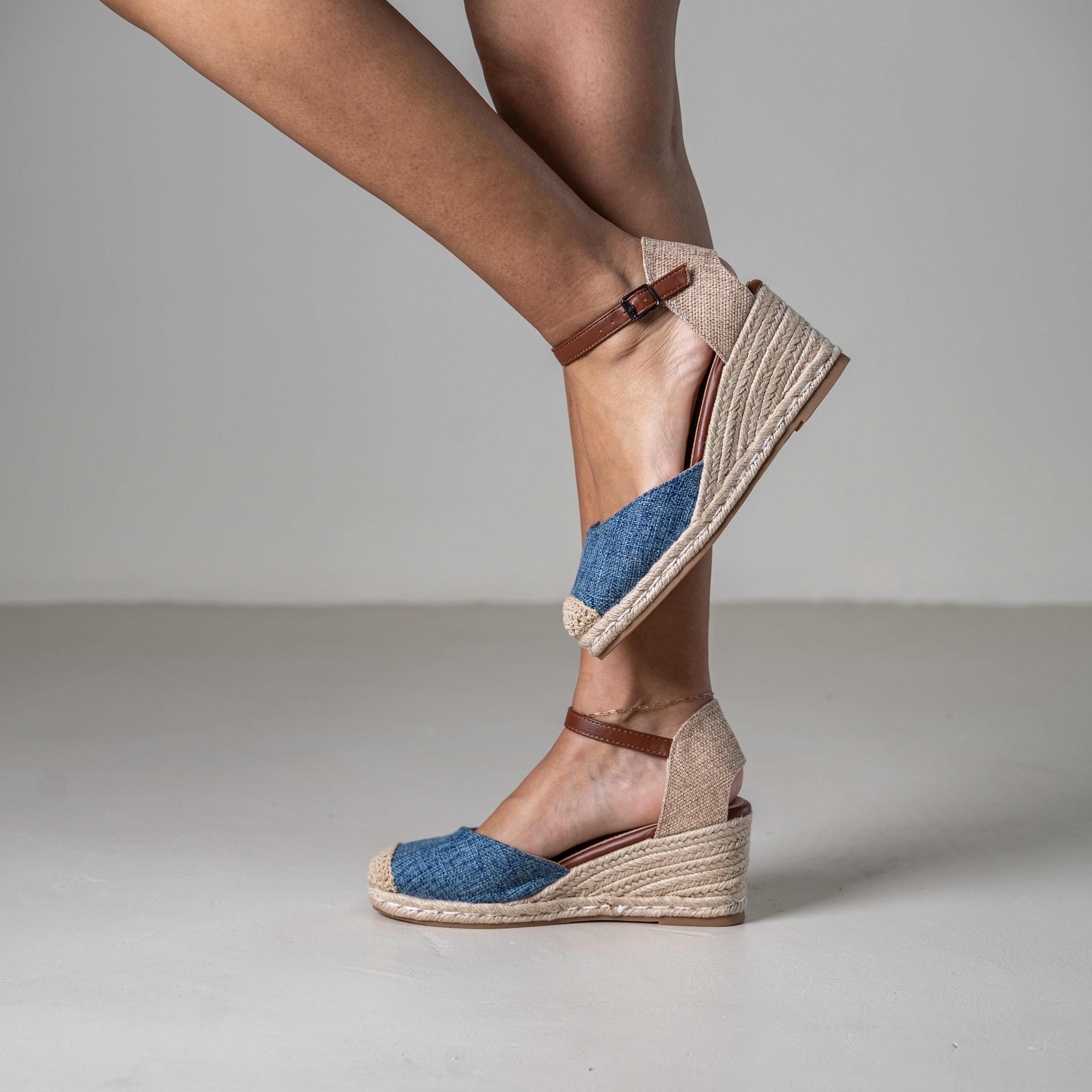 Hitomi espadrille woven closed toe 8cm wedge heel sandals blue