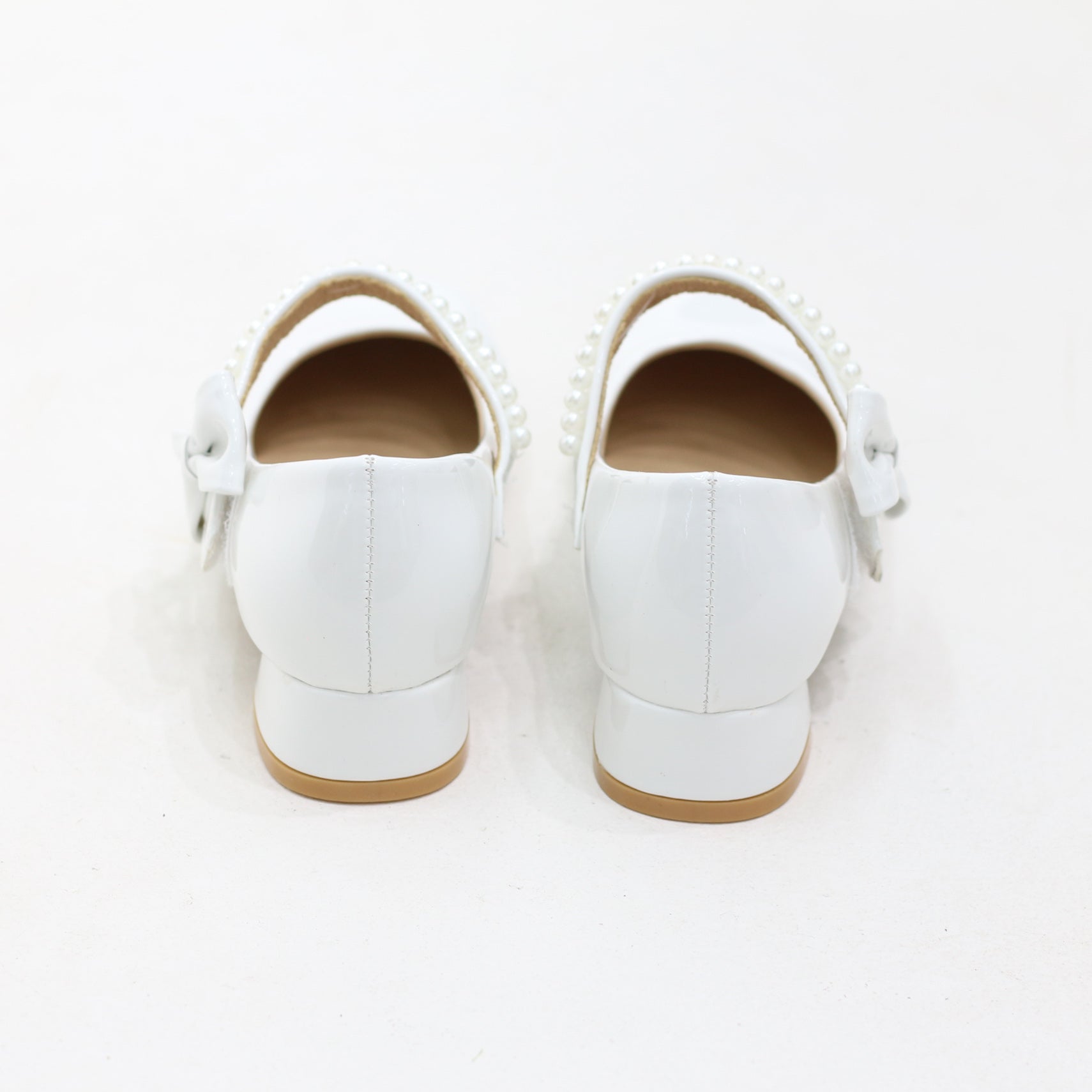 Noley infant girls dress pumps with pearl strap elegance