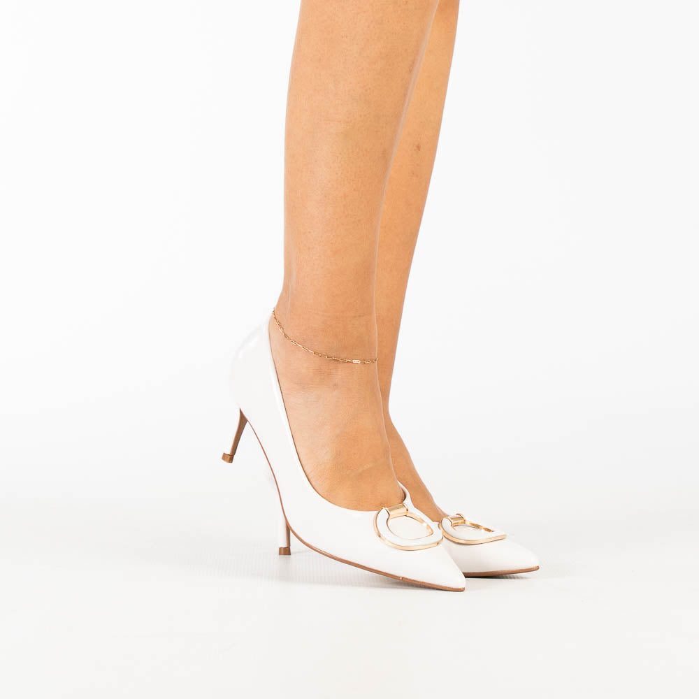 Platinum women's elegant pointed heel with refined buckle detail
