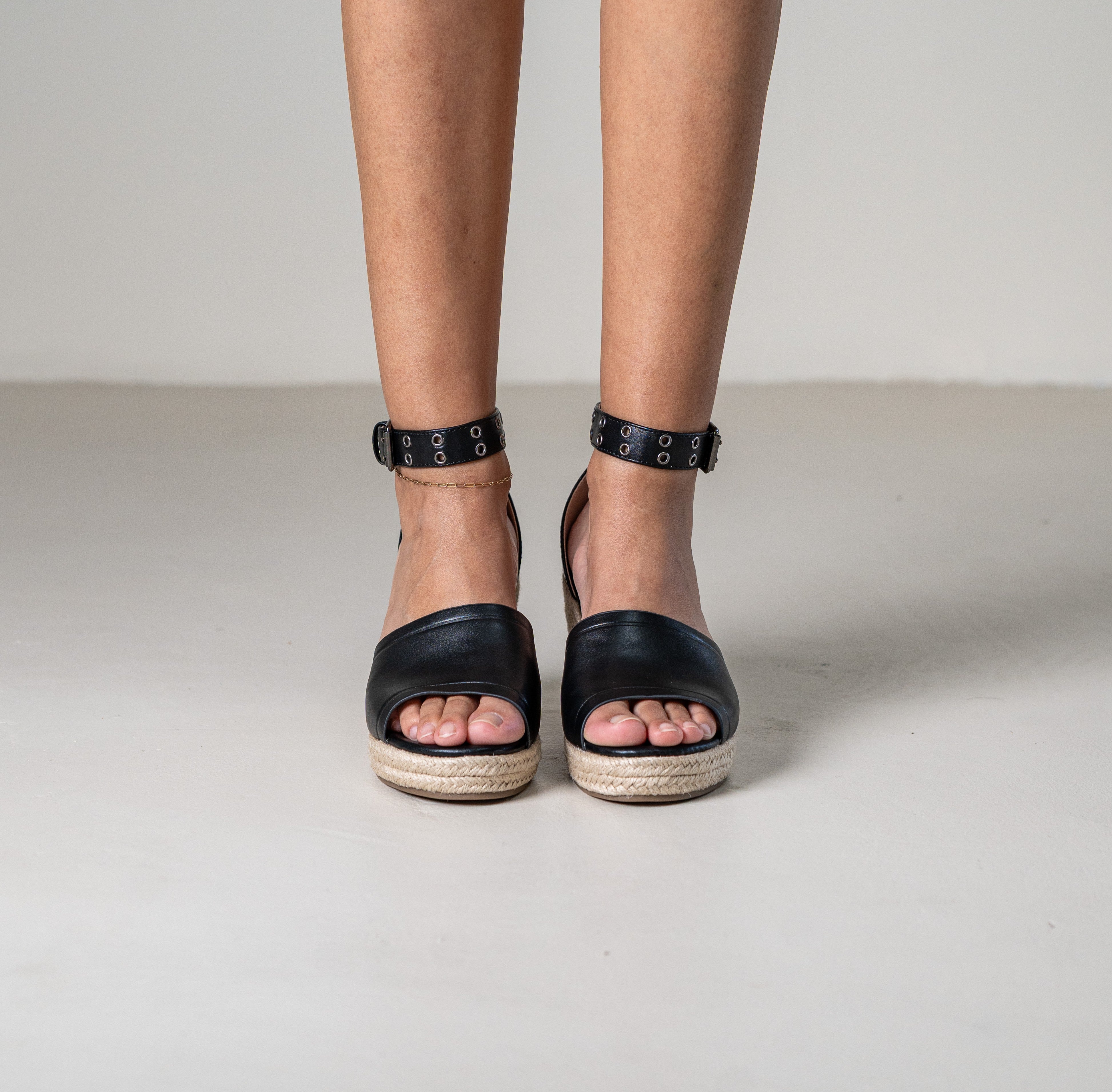 Mitohi wedge sandals with ankle strap and open toe