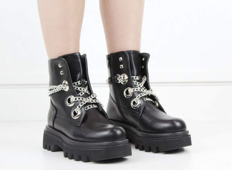 Fabiola chunky chain laces ankle boot black