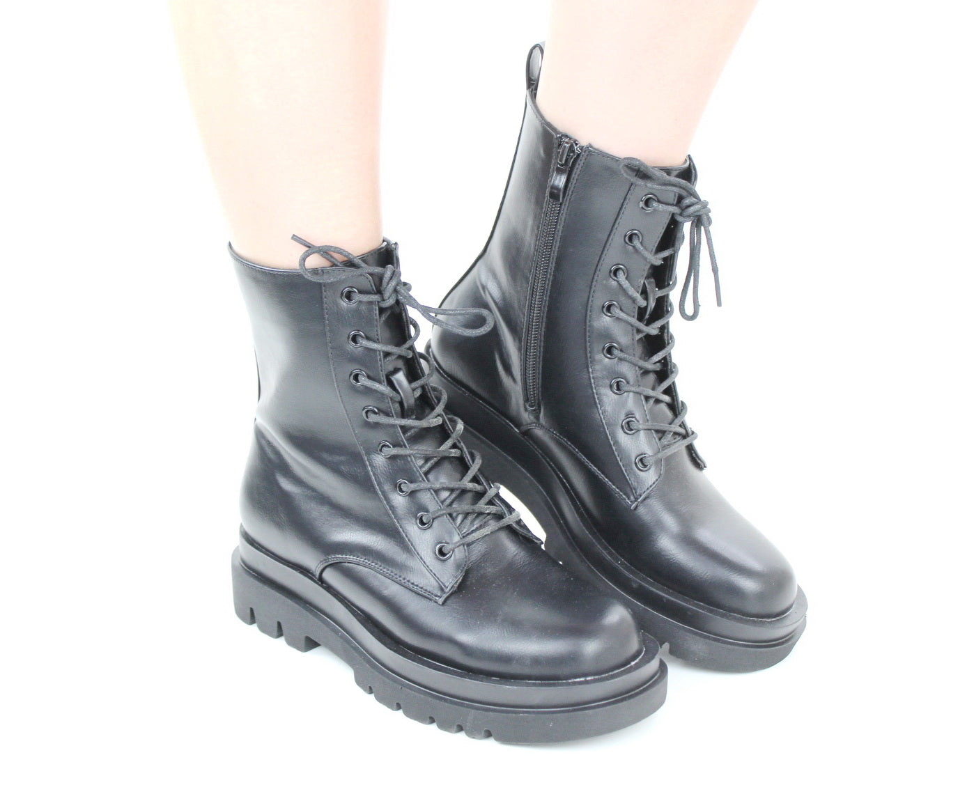 Gallo lace up combat boot black
