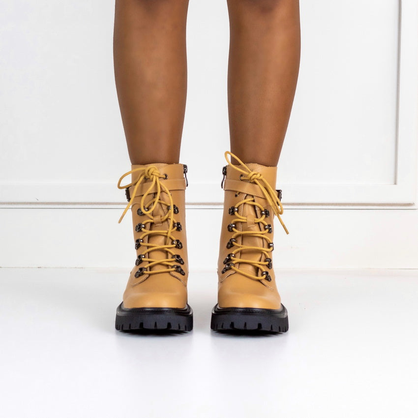 Stylla chunky lace up ankle boot camel