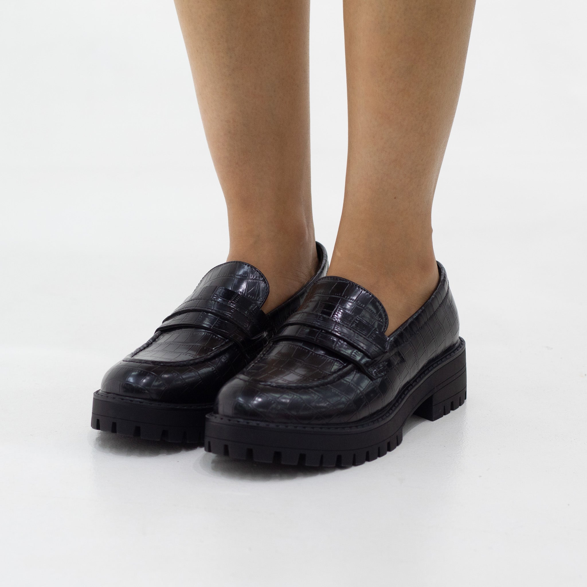 Dofa faux croc embellished leather loafers