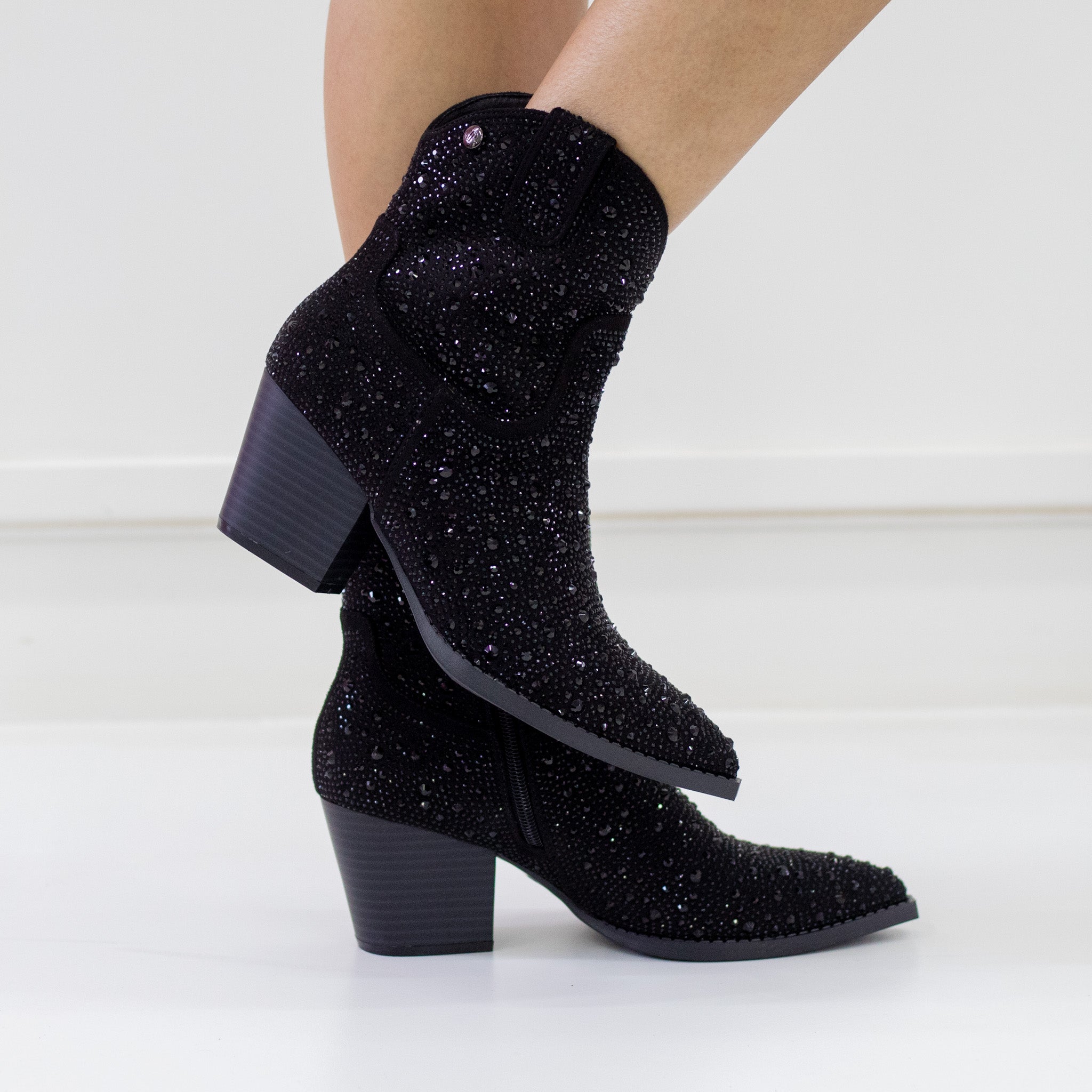 Sort diamante embellished cowboy 7cm heel bootie black