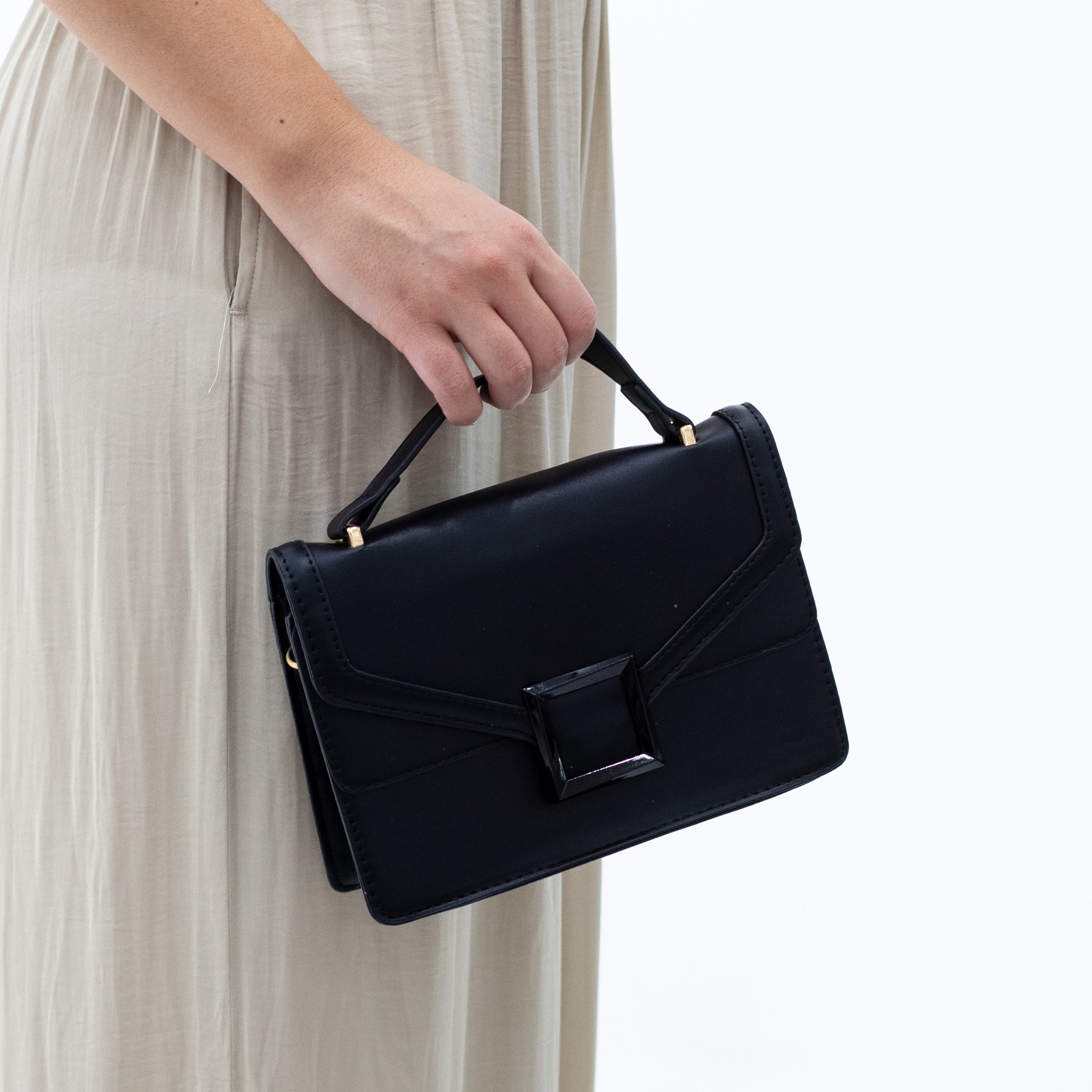 Leni sqr clasp cross-body bag